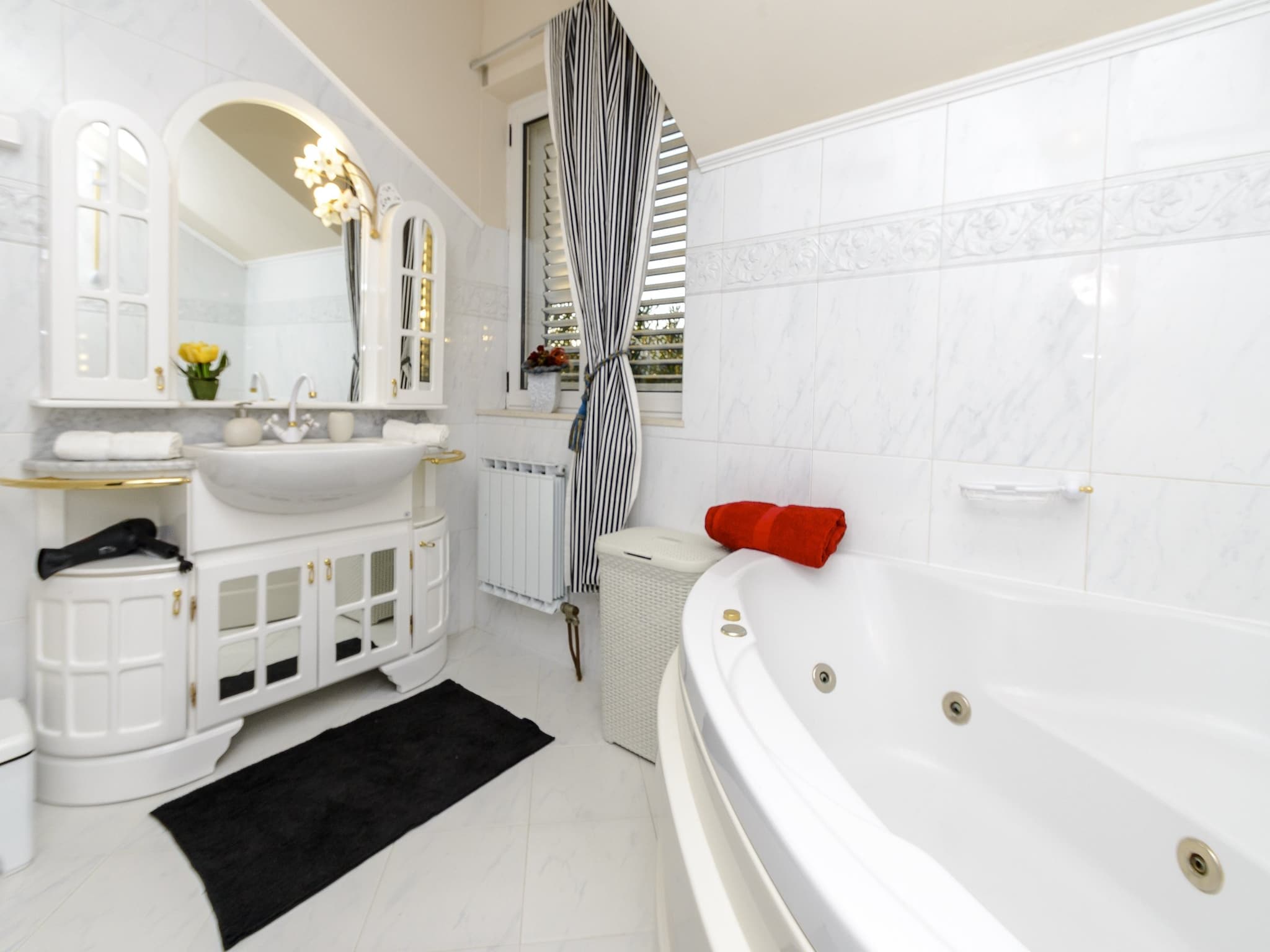 Dům Villa Piano - Four Bedroom Villa with Terrace and