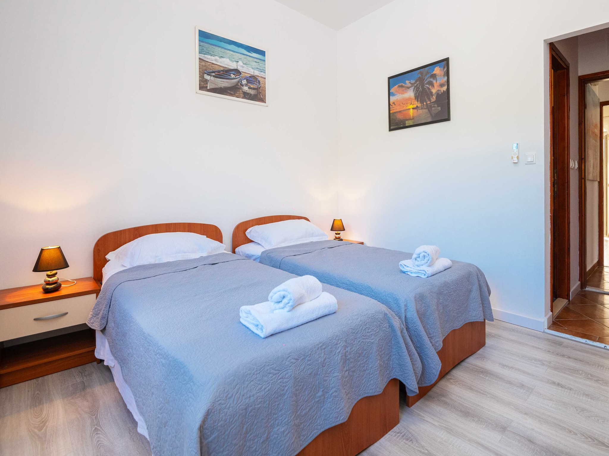 Apartmá Apartments Azzurro- Three Bedroom Apartment with T