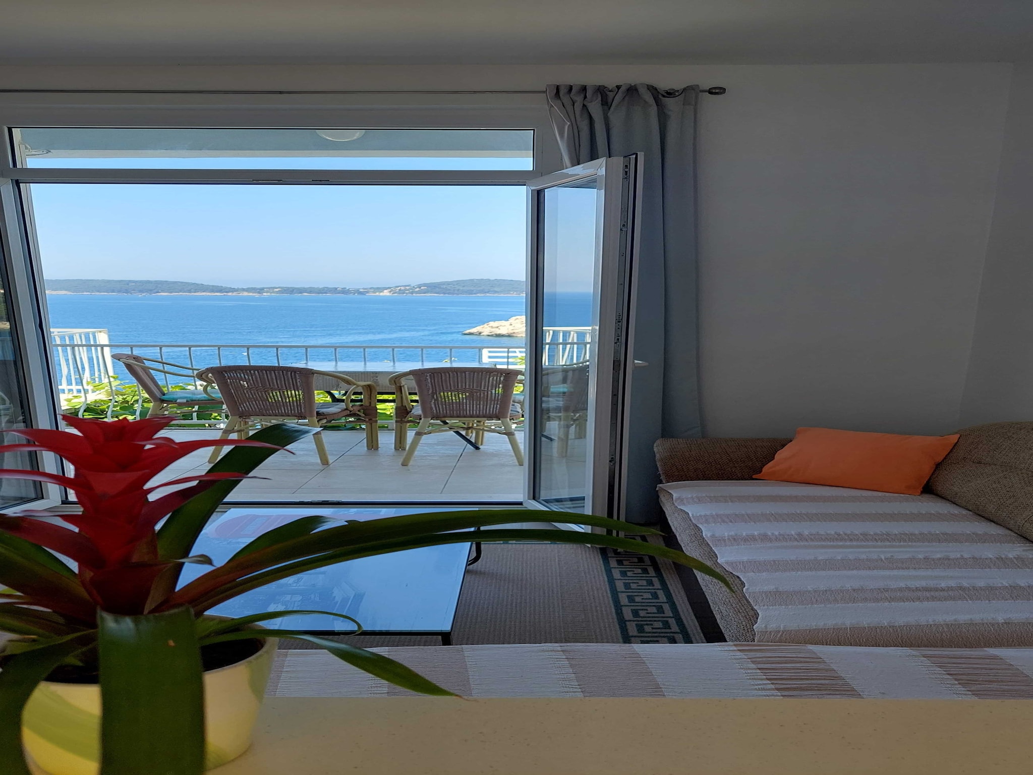 Apartmá Apartments Matea - Two-Bedroom Apartment with Sea