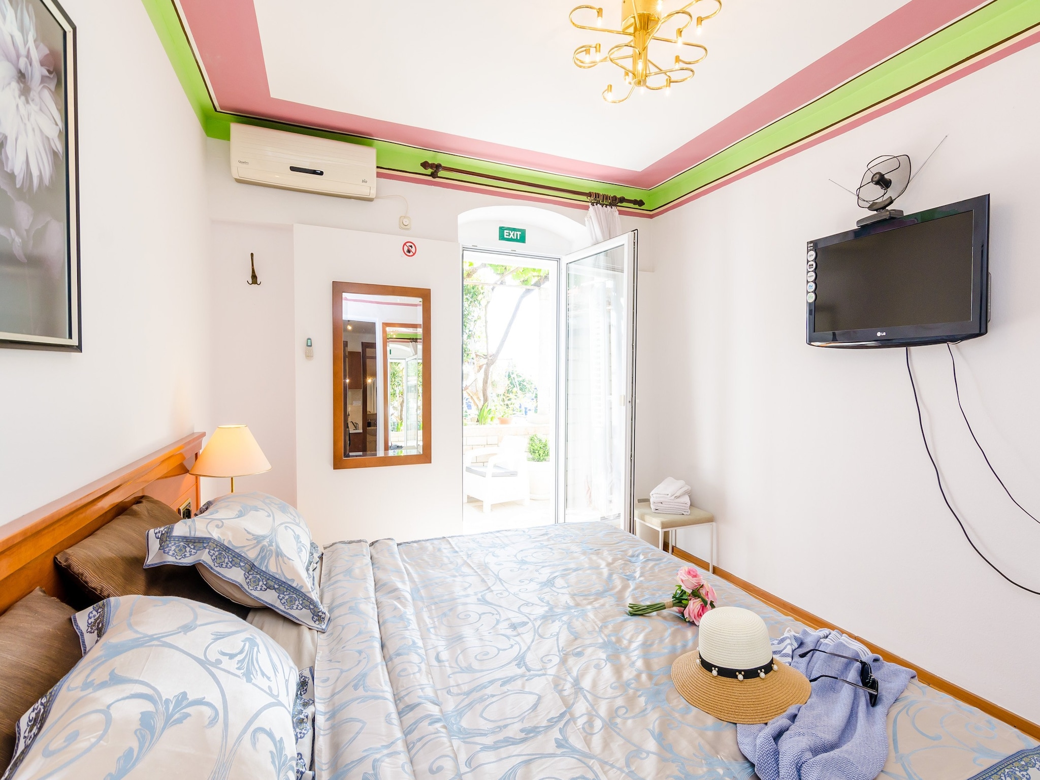 Ferienwohnung Apartments Nicol - Studio with Terrace