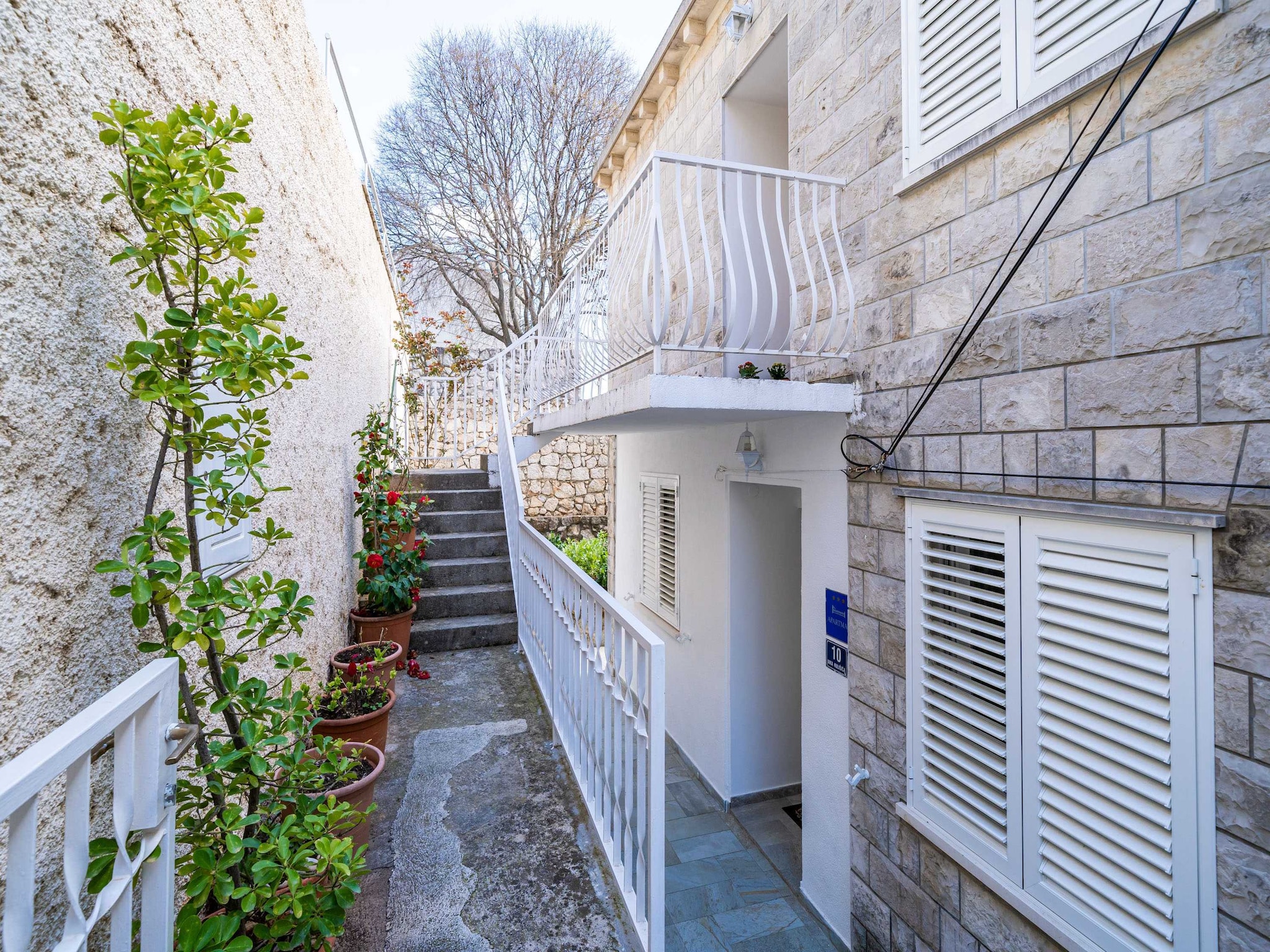 Apartmá Apartment Debos - One-Bedroom Apartment with Balco