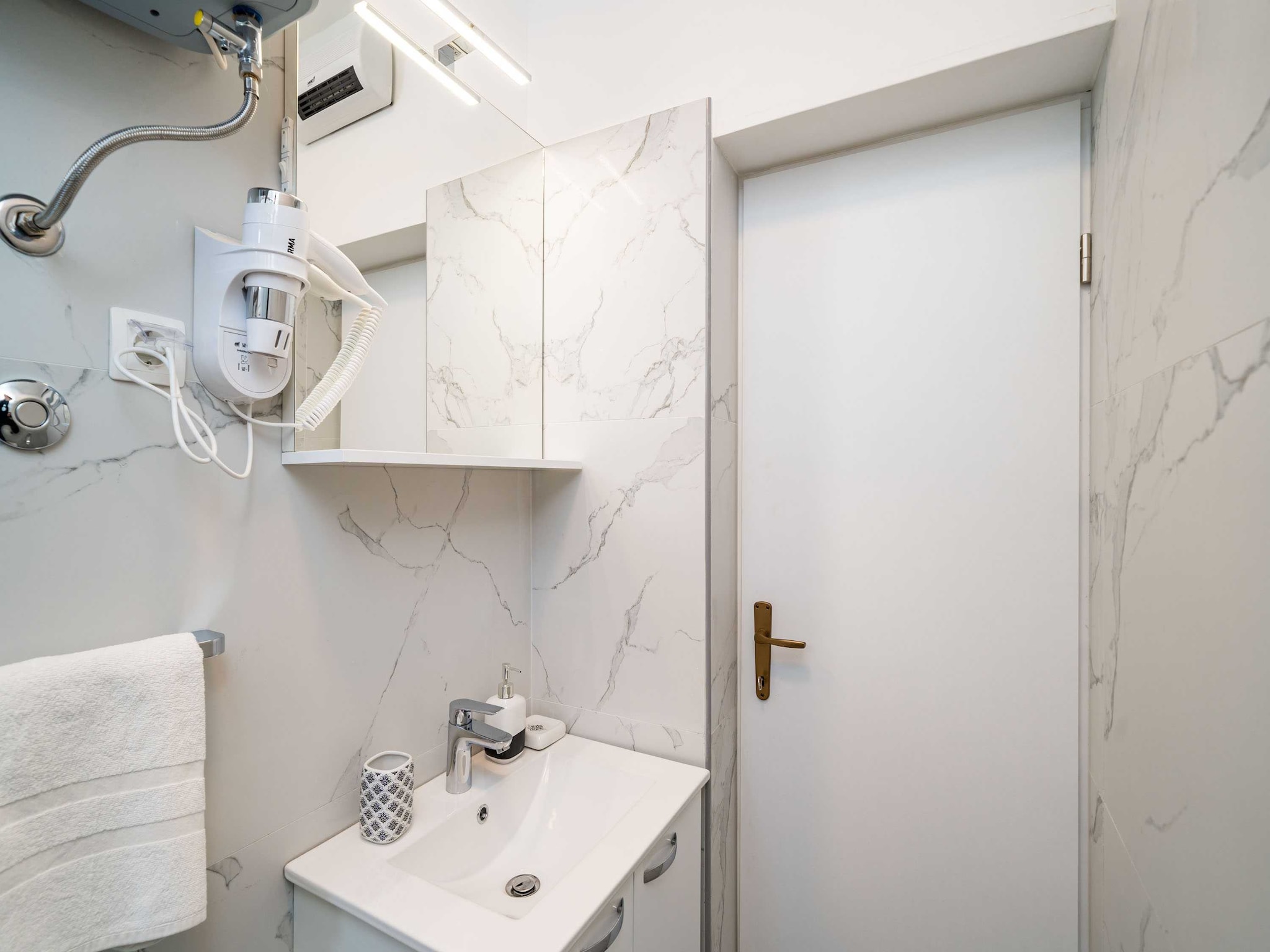 Apartmá Apartment Debos - One-Bedroom Apartment with Balco