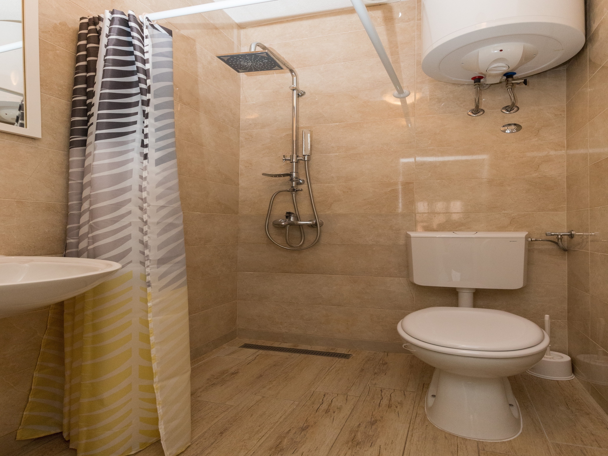 Apartmá Guest House Bradas- Twin  Room with Shared Bathroo