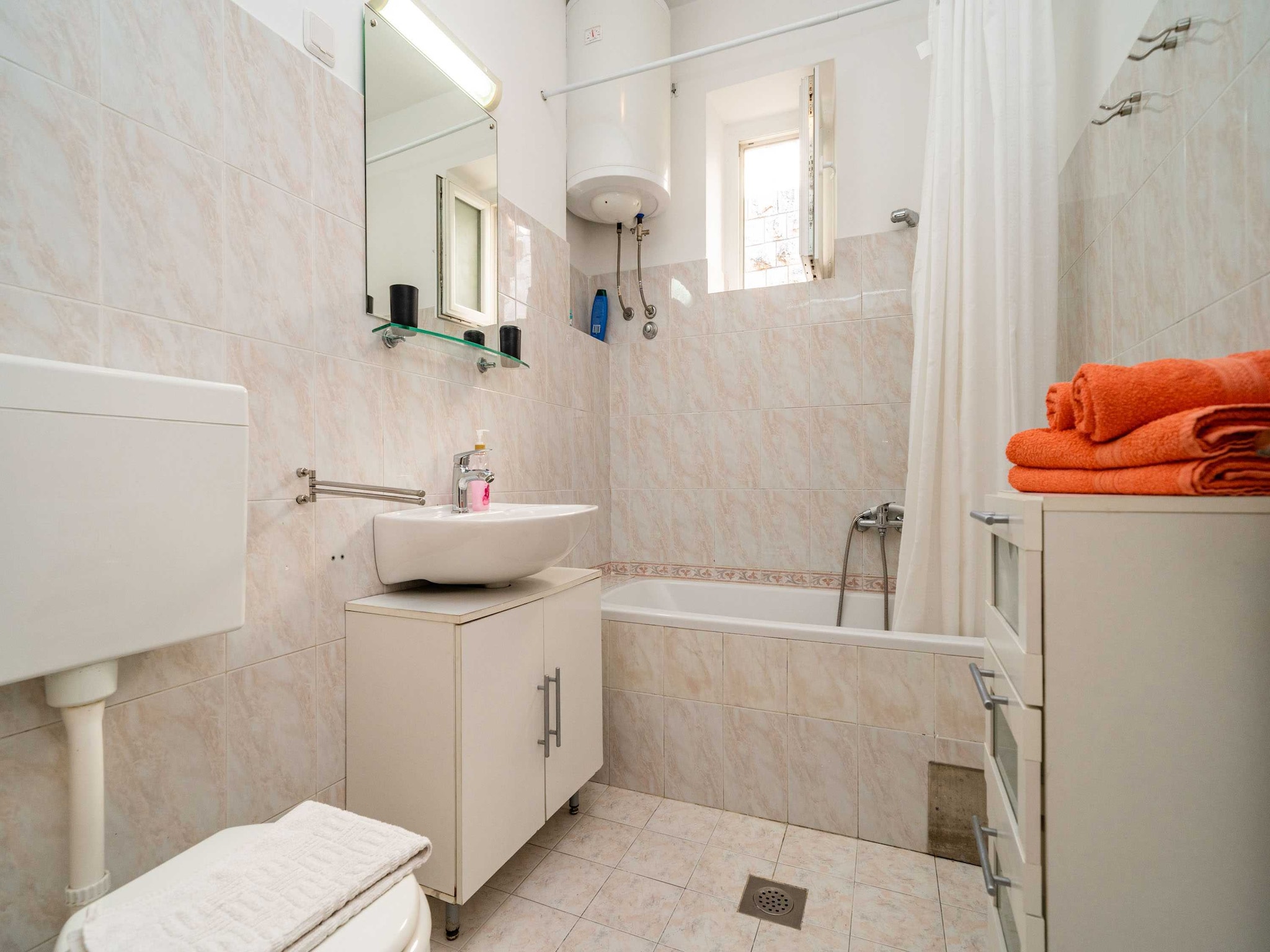 Apartmá Apartments Sisic - Two Bedroom Apartment with Terr