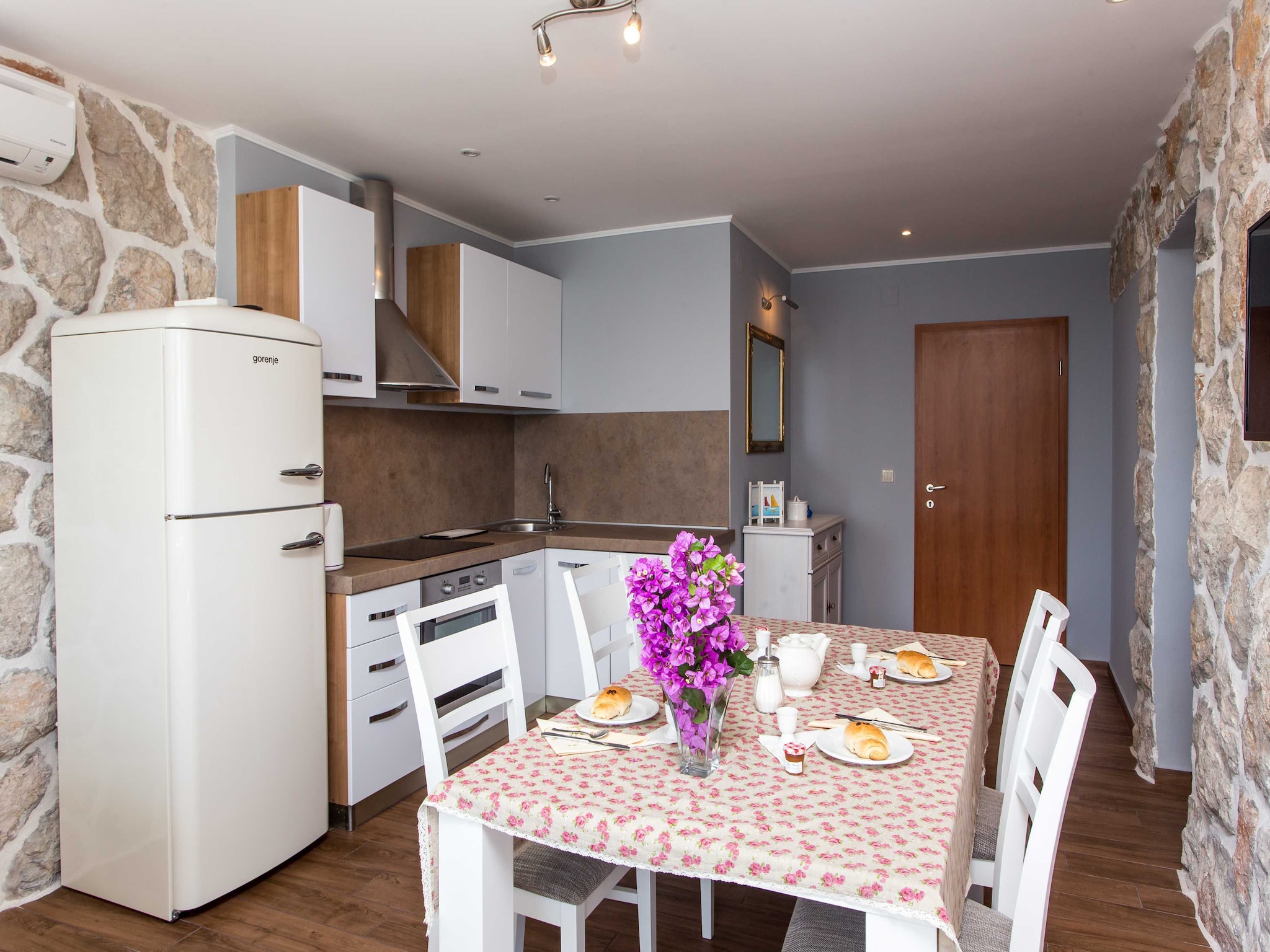 Apartmá Villa Mirjana - One Bedroom Apartment with Terrace