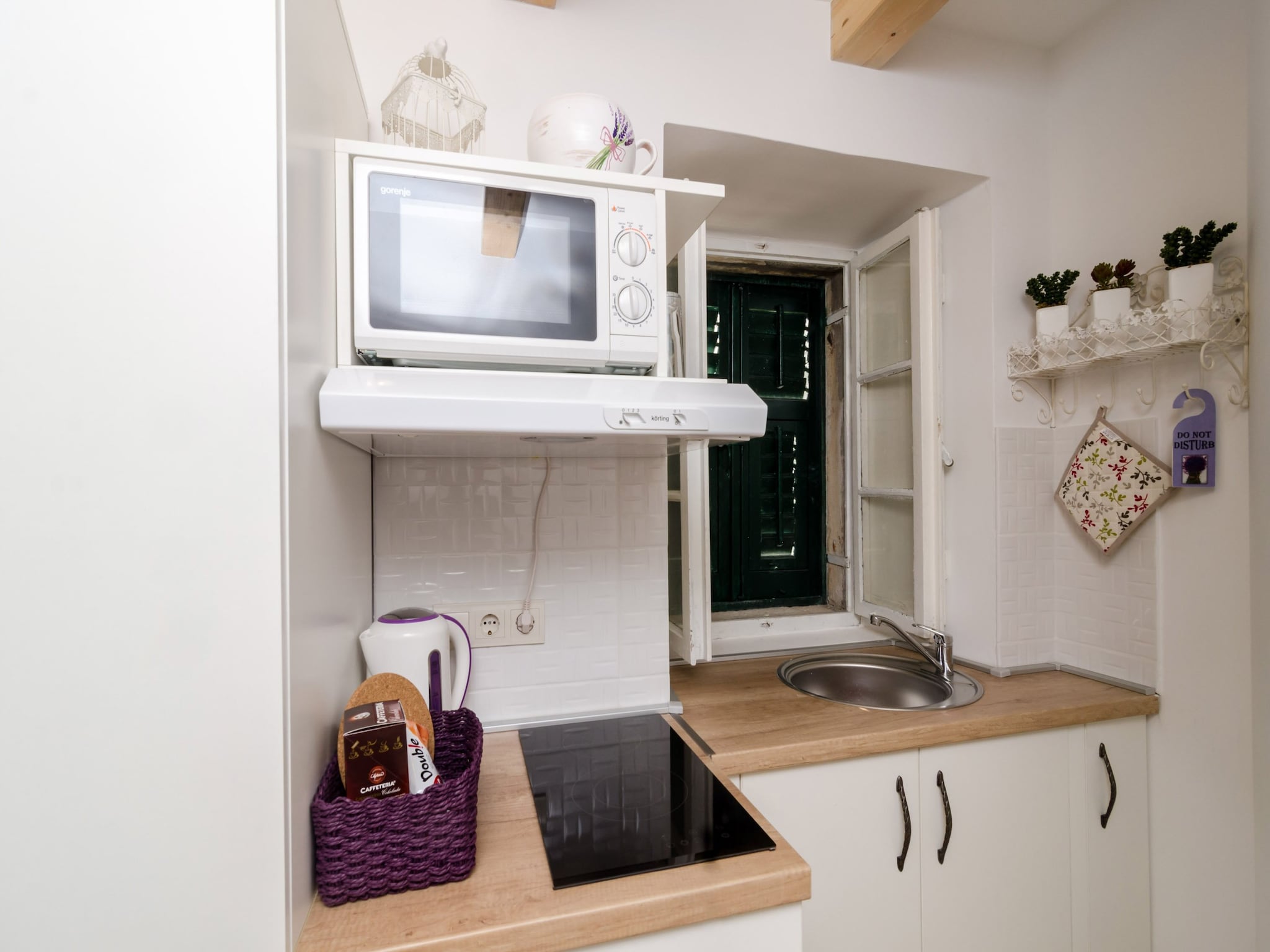 Apartmá Lavender Garden Apartments - Studio Apartment with