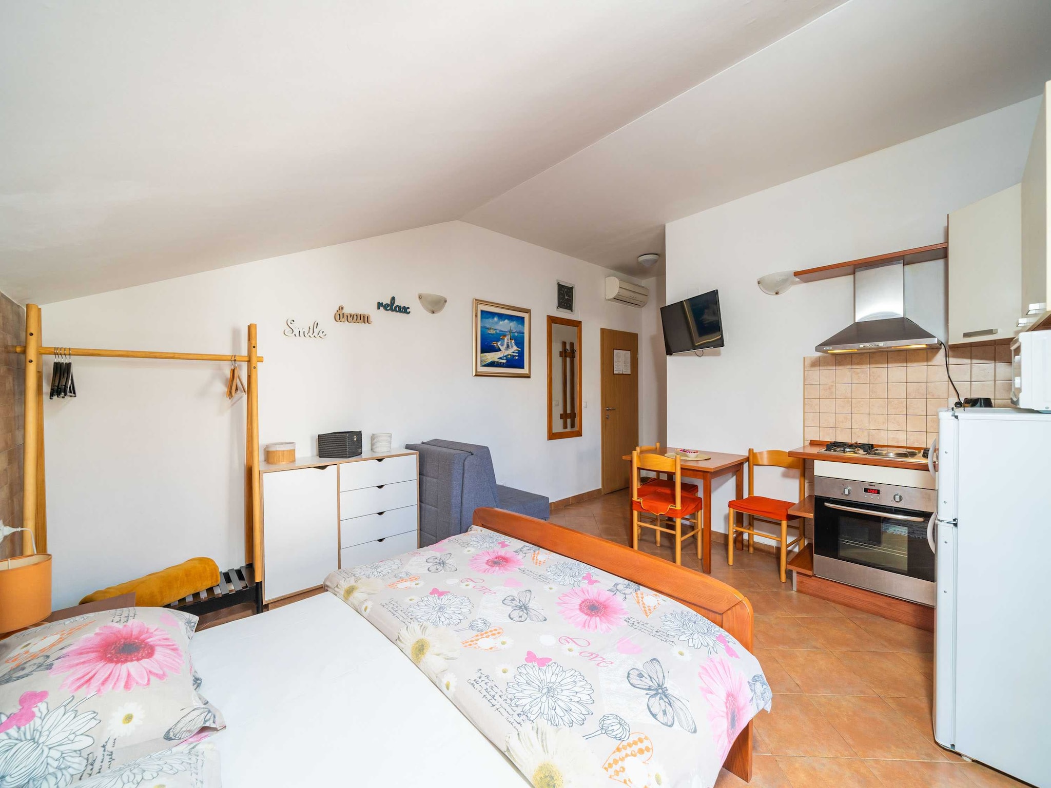Apartmá Apartments Senjo - Studio Apartment with Balcony a