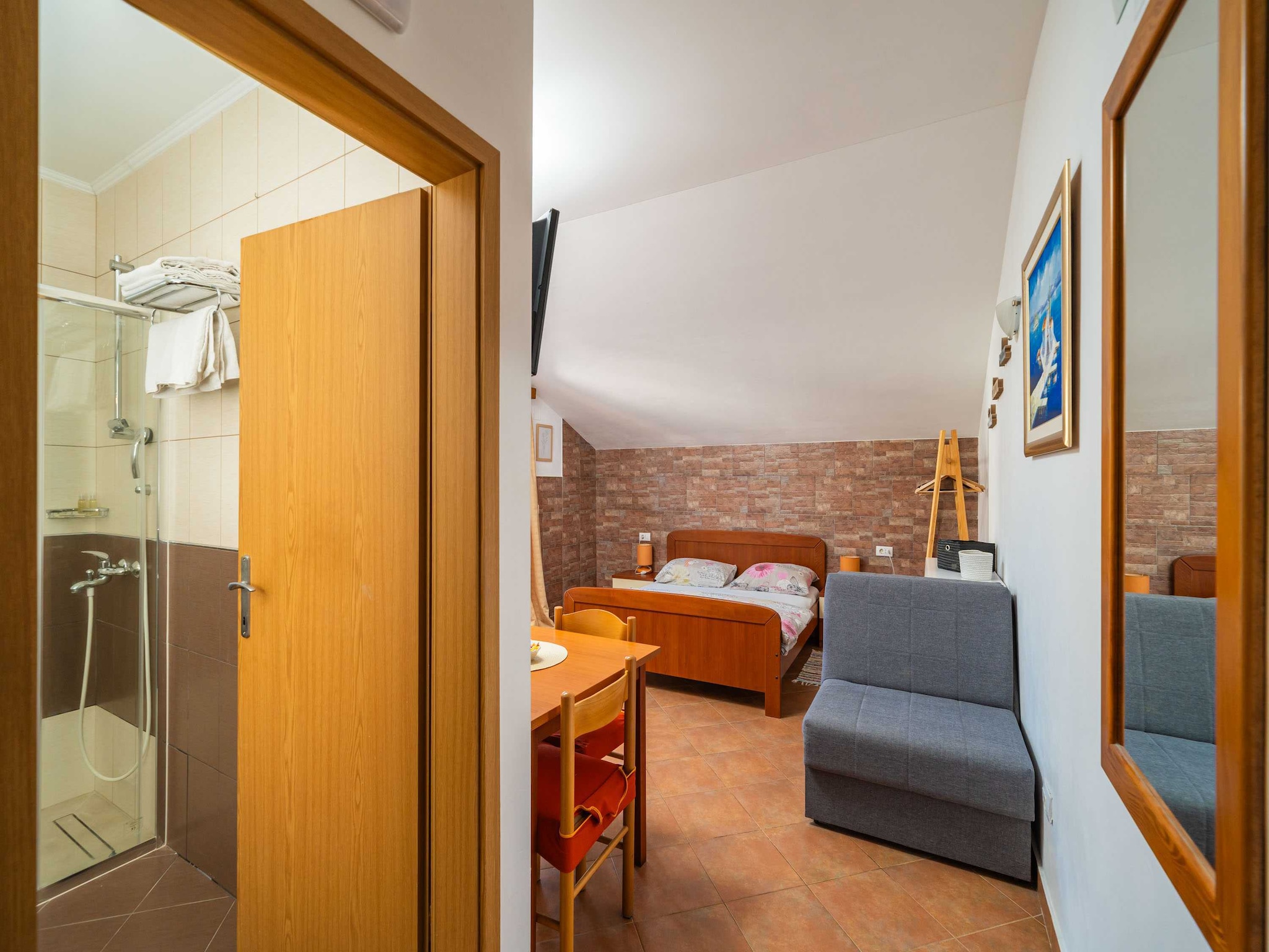 Apartmá Apartments Senjo - Studio Apartment with Balcony a