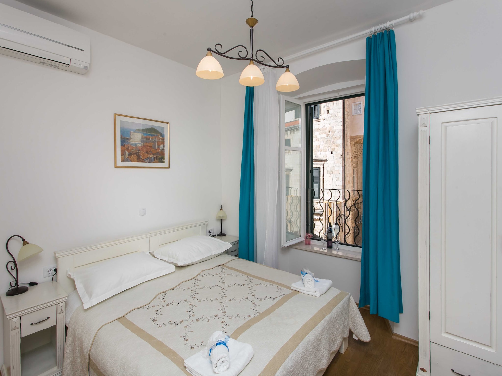 Apartmá Guest House Lumin - Deluxe Double or Twin Room wit