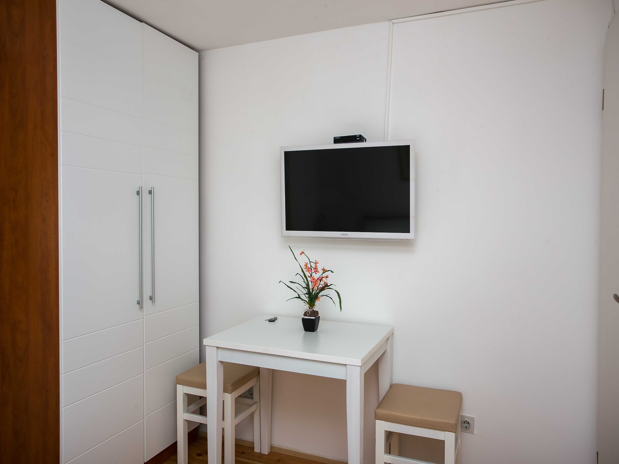 Apartmá Guest House Lumin - Studio Apartment with City Vie