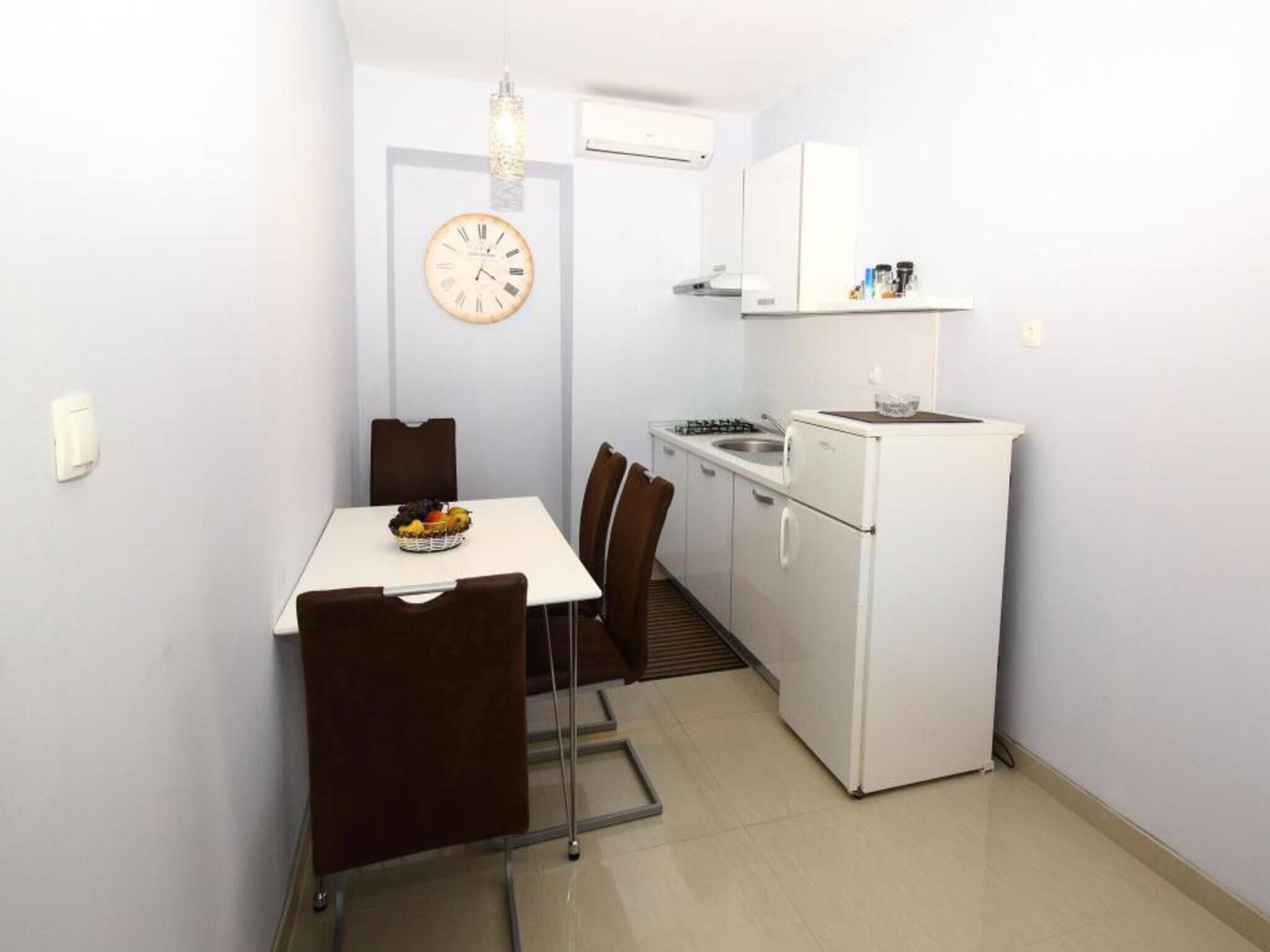 Apartmá Apartments Dubreta - Two Bedroom Apartment with Ba