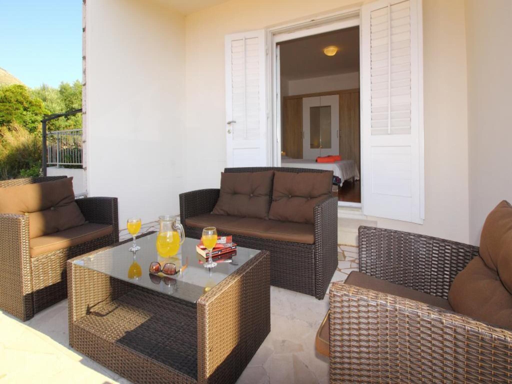 Apartmá Apartments Dubreta - Two Bedroom Apartment with Ba