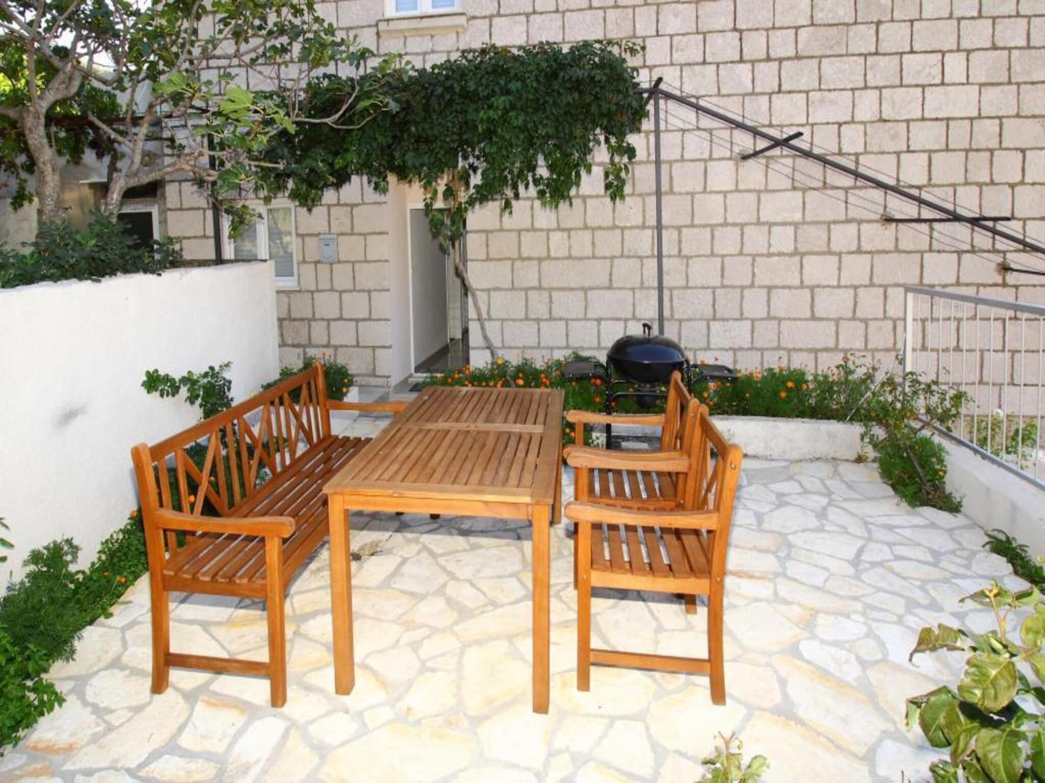 Apartmá Apartments Dubreta - Two Bedroom Apartment with Ba