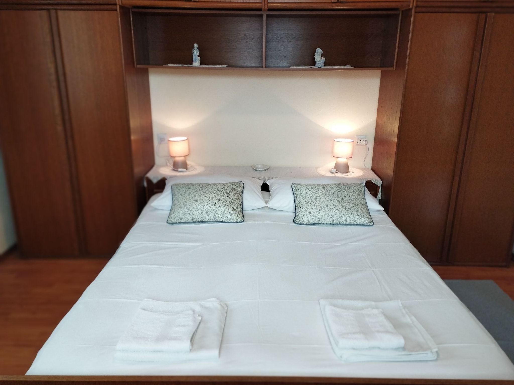 Apartmá Apartments Gorana - Two Bedroom Apartment with Ter