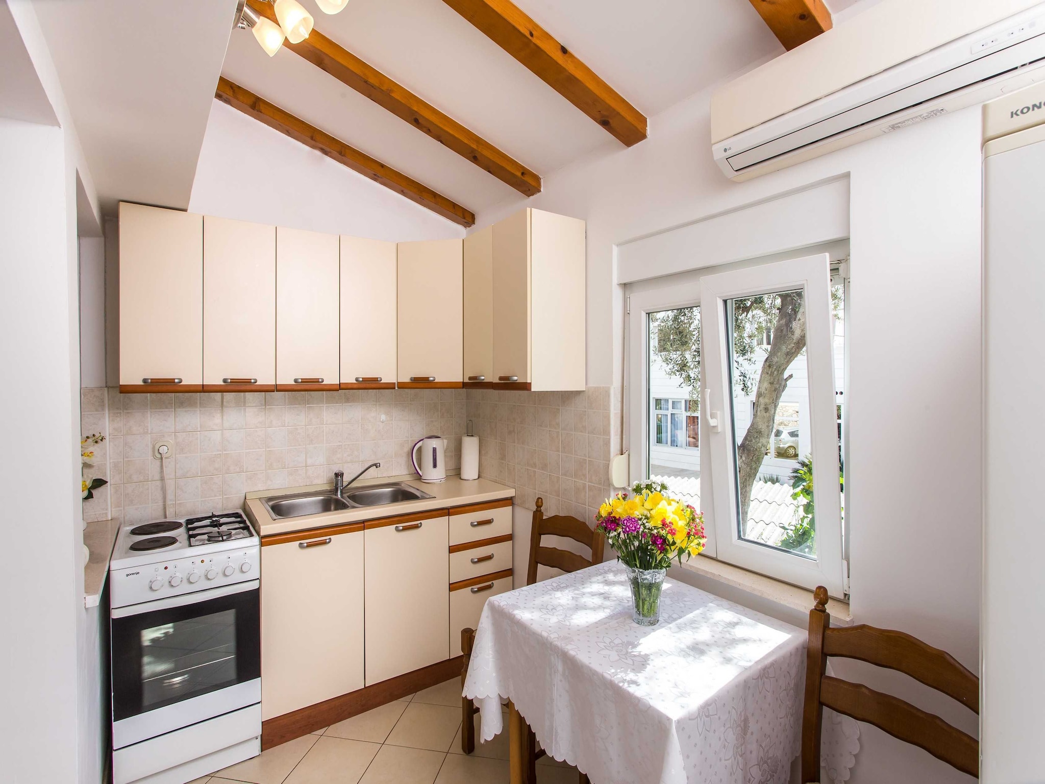 Apartmá Apartment Nadalina- One Bedroom Apartment with Ter