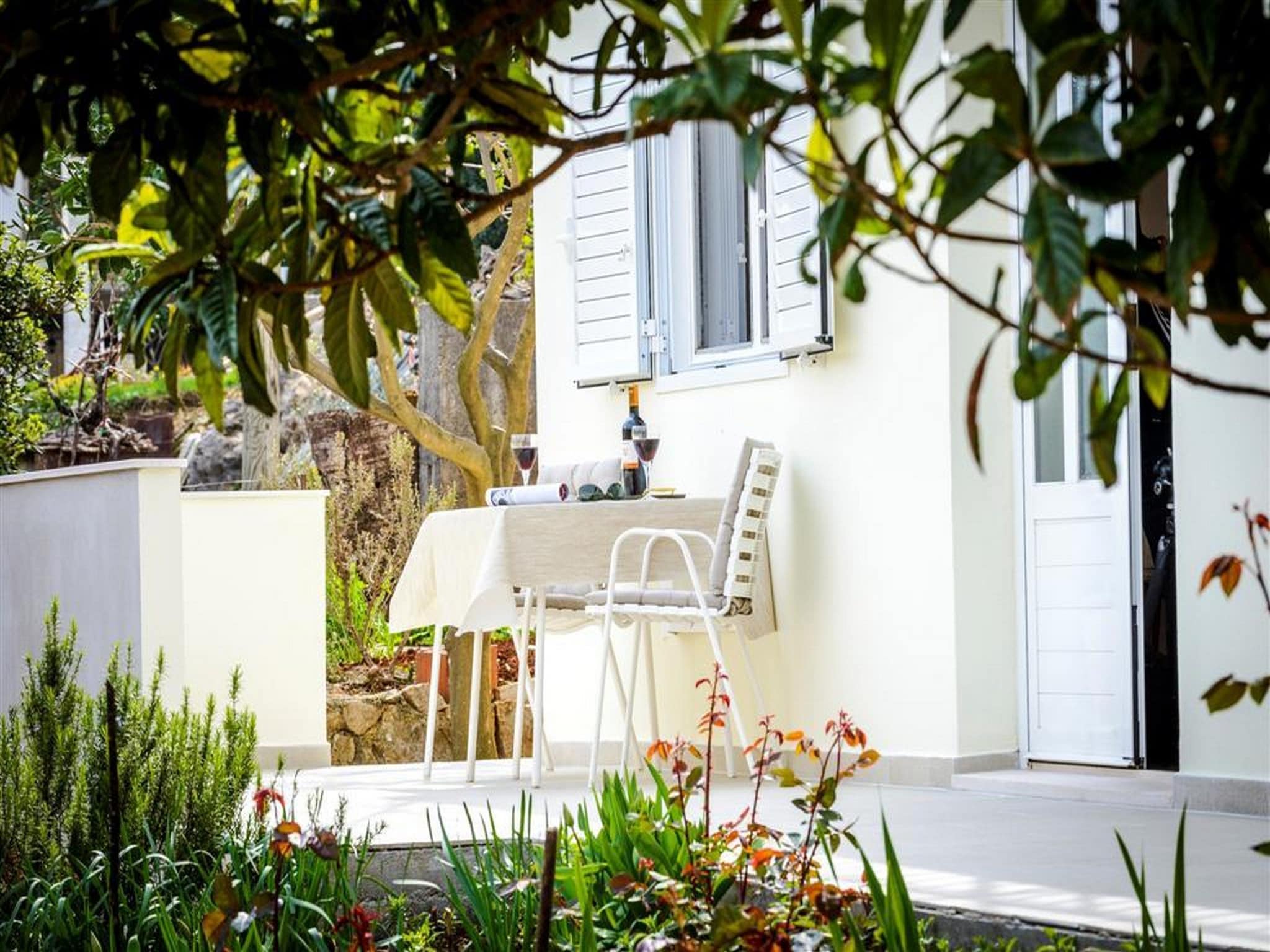 Lomahuoneisto Guest House Rooms Rose - Studio with Terrace