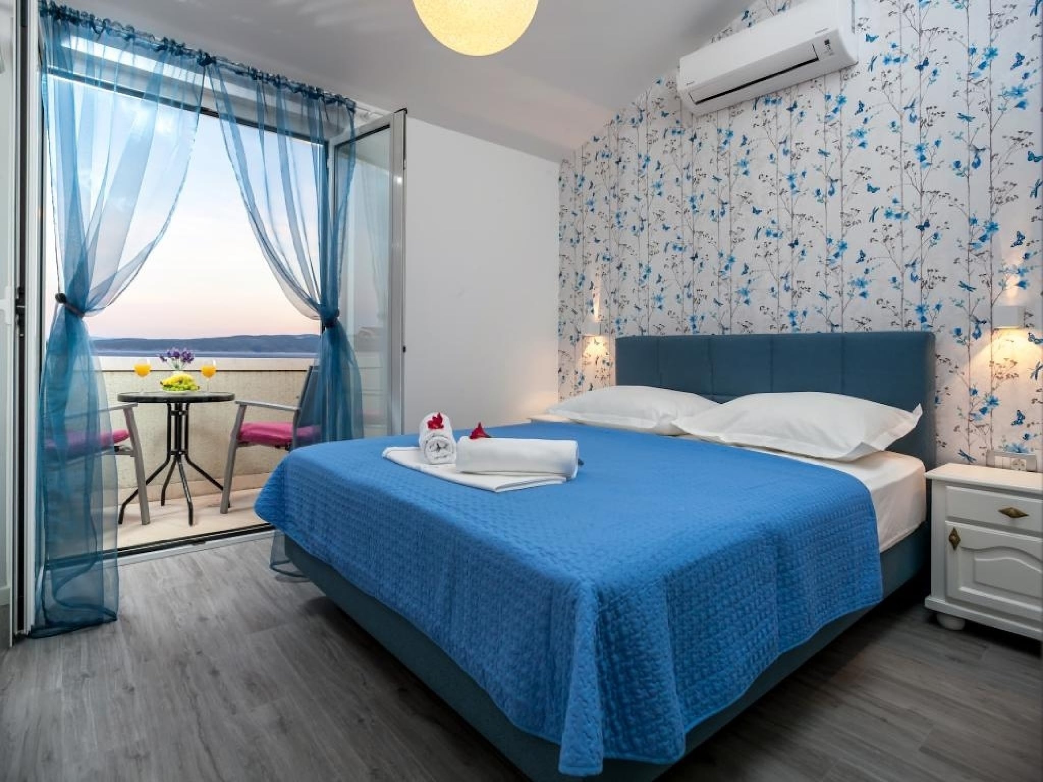Apartmá Apartments Villa Angela - Two Bedroom Apartment wi