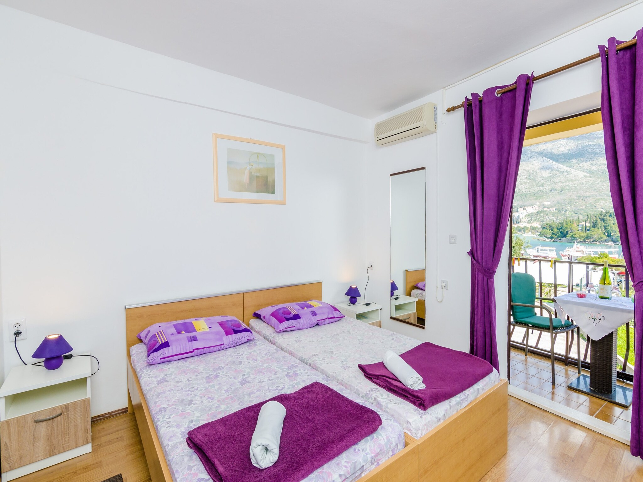 Apartmá Apartments & Rooms Mihajica- Double or Twin Room w
