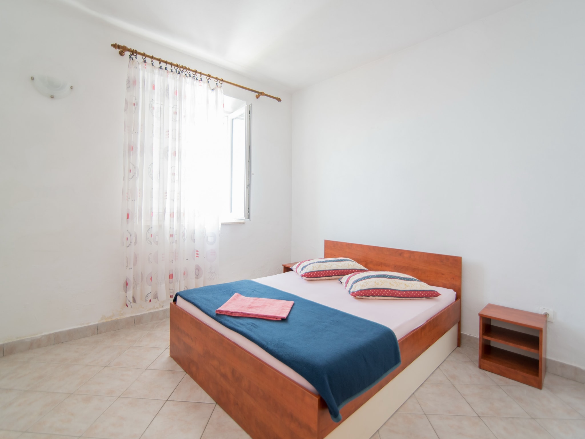 Ferienwohnung Apartments Neva- One Bedroom Apartment