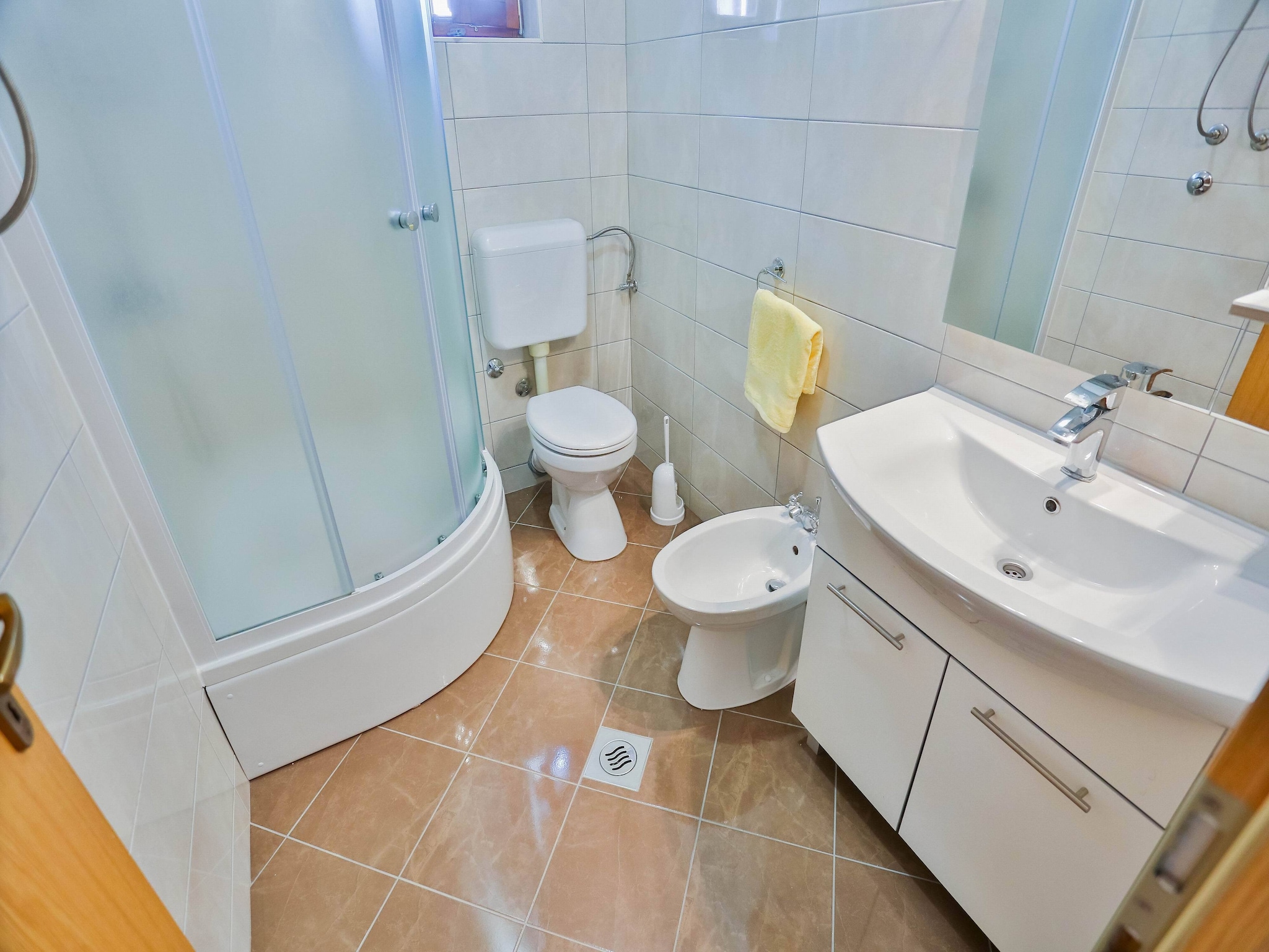 Apartmá Apartments Lenka - Two Bedroom Apartment with Gard