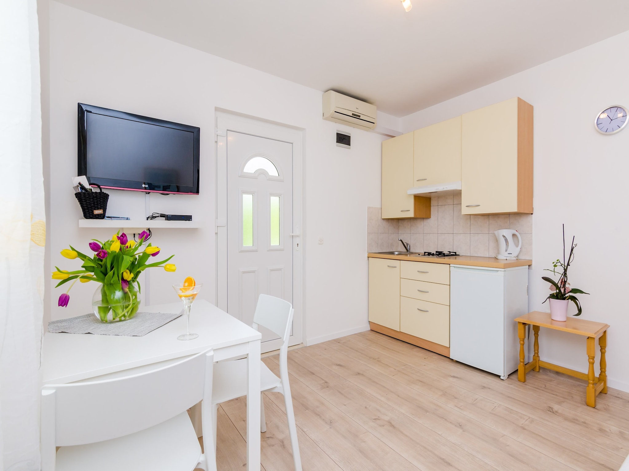 Apartmá Color Apartments - One Bedroom Apartment with Terr