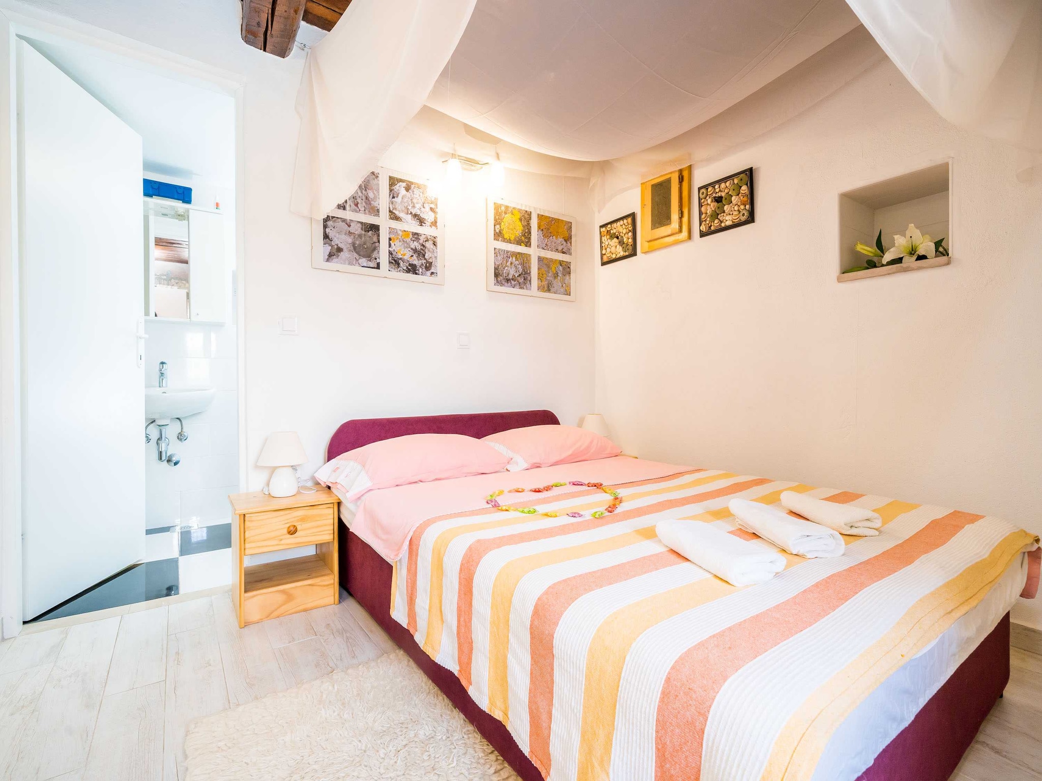   House Kočan-Four Bedroom Villa with Terrace a