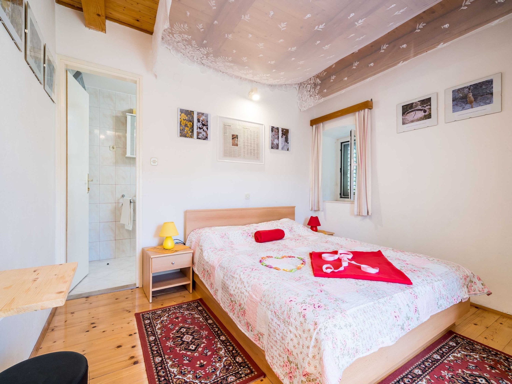   House Kočan-Four Bedroom Villa with Terrace a