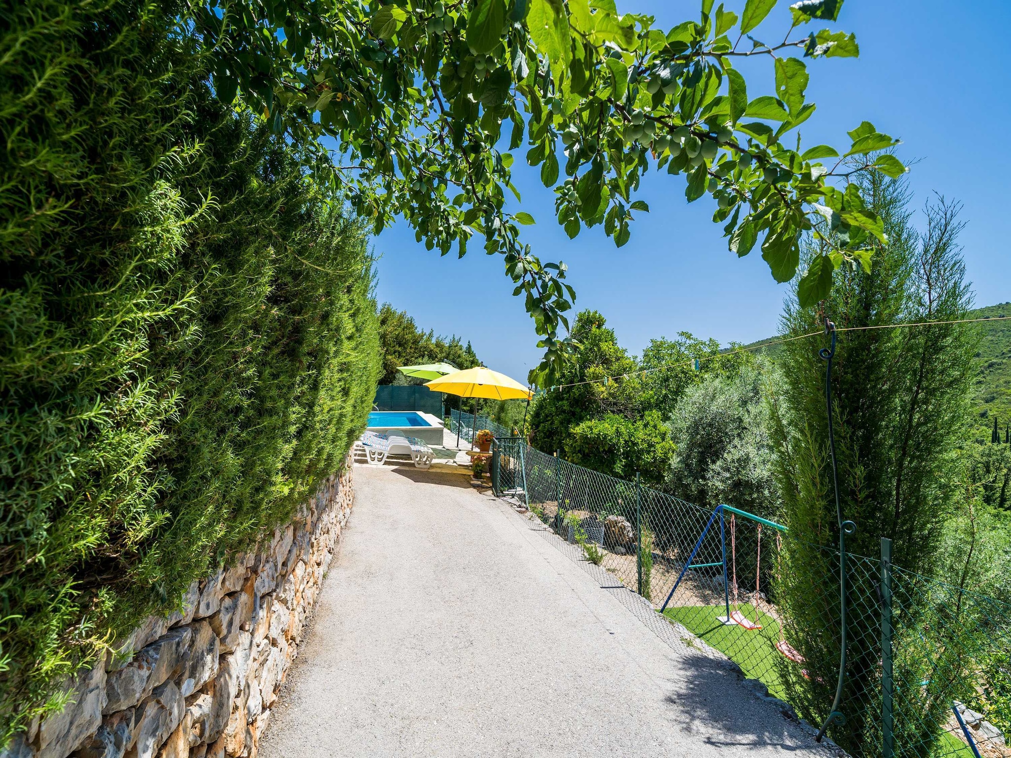   House Kočan-Four Bedroom Villa with Terrace a