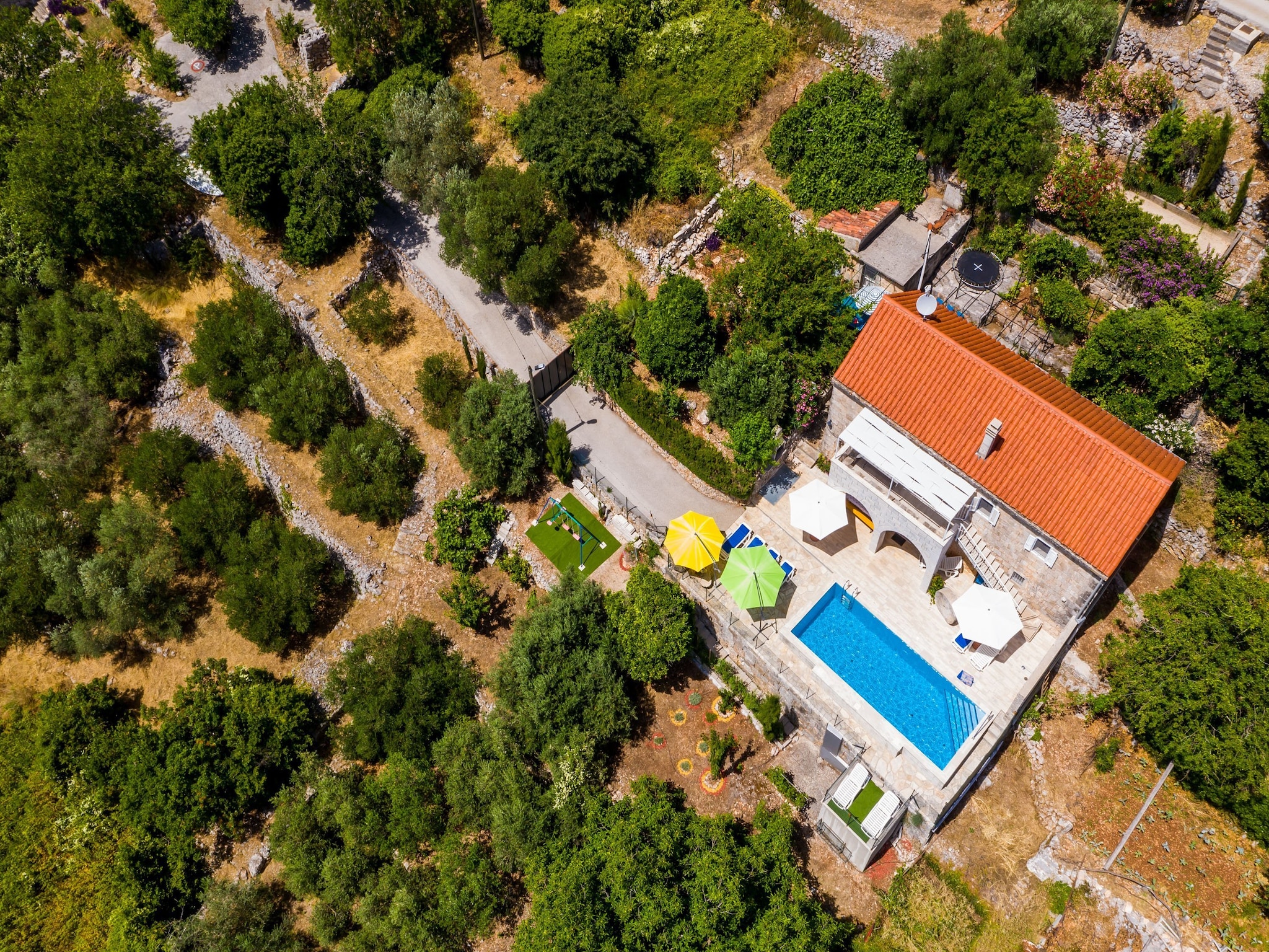   House Kočan-Four Bedroom Villa with Terrace a