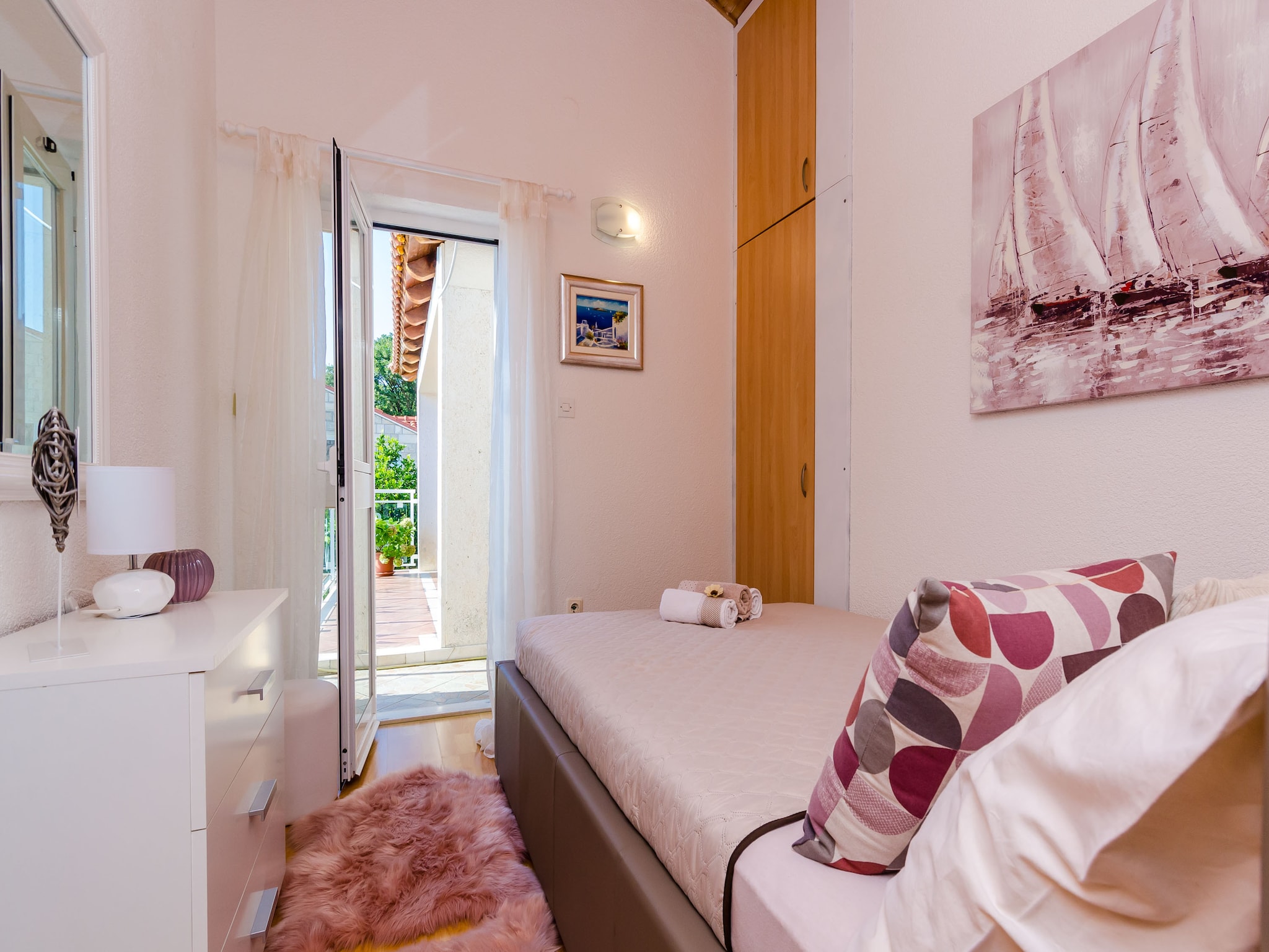 Apartmá Indy's Beach Apartments -Two Bedroom Apartment wit