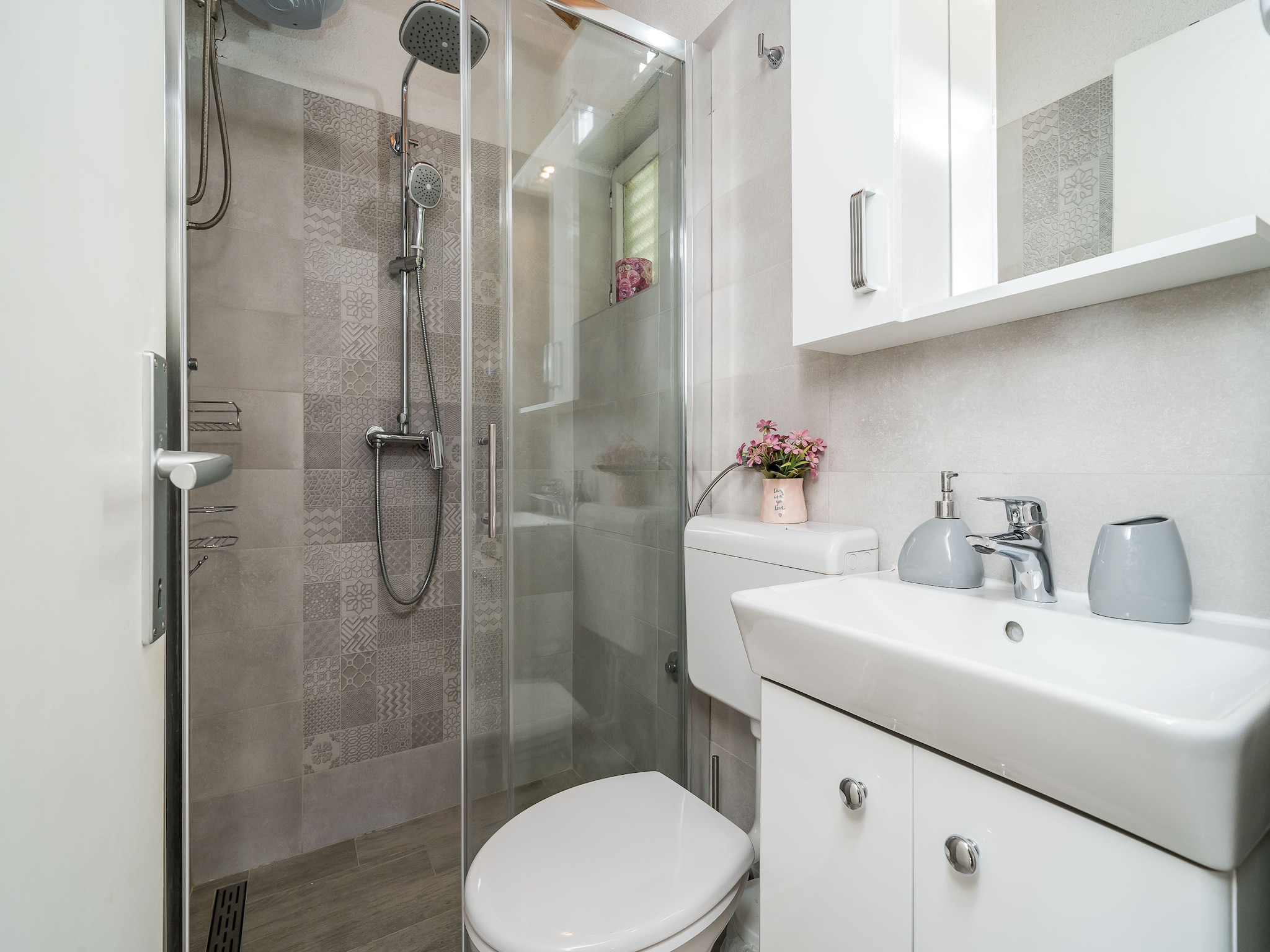 Apartmá Indy's Beach Apartments -Two Bedroom Apartment wit