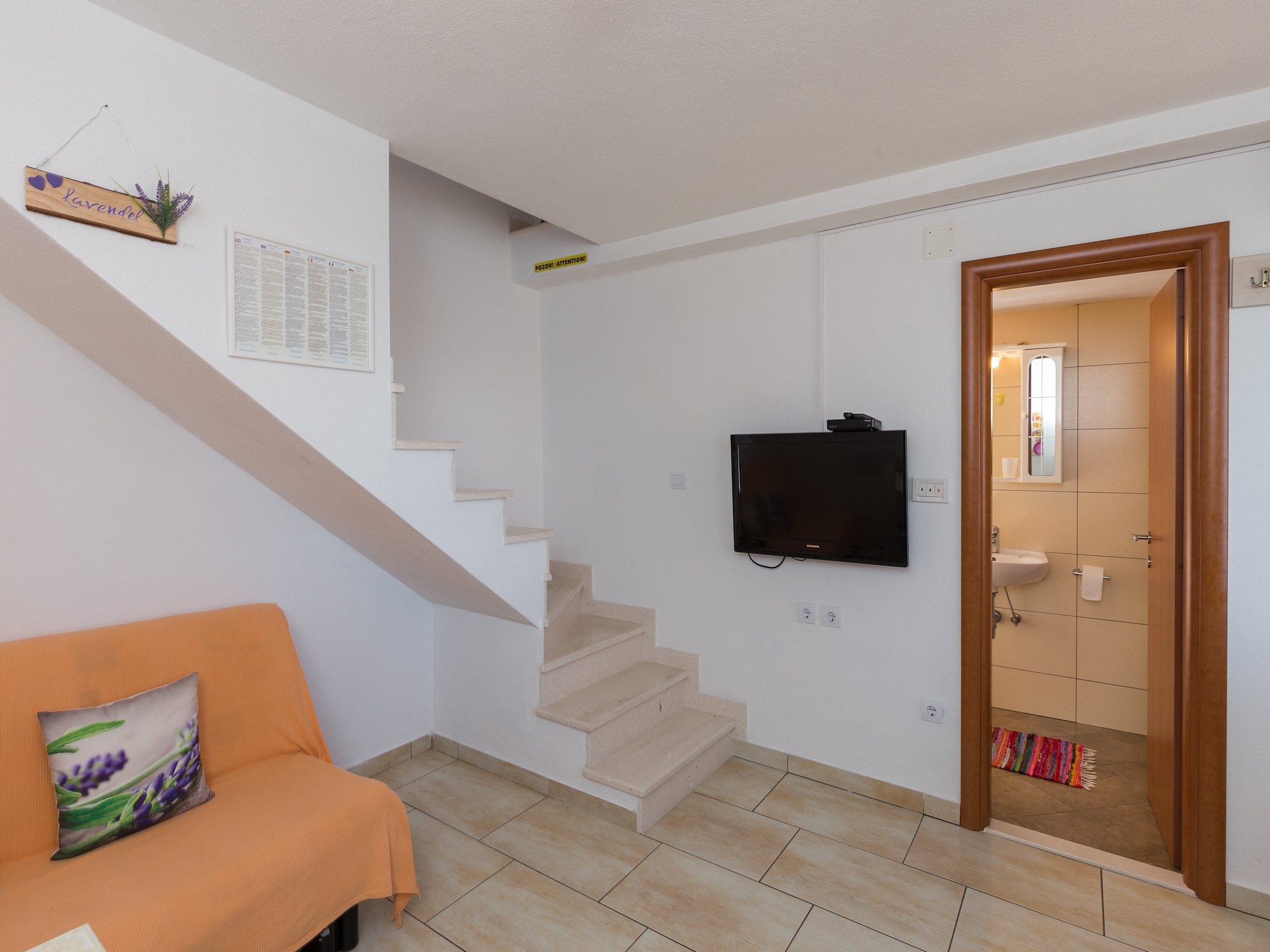Apartmá Apartments Lovro - Duplex One Bedroom Apartment wi
