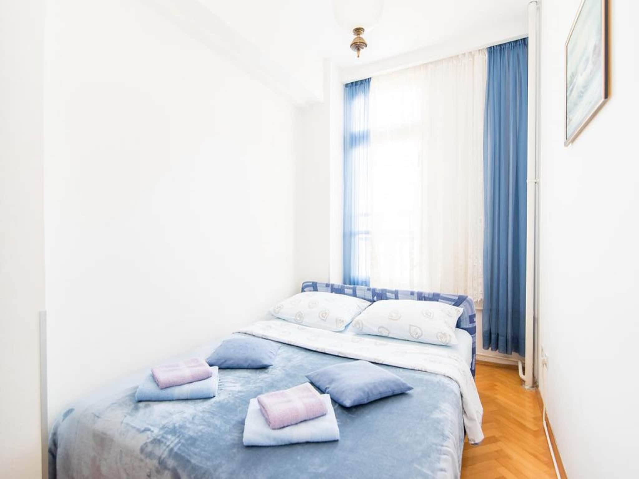 Apartmá Apartment Iris (ST) - Two Bedroom Apartment with B