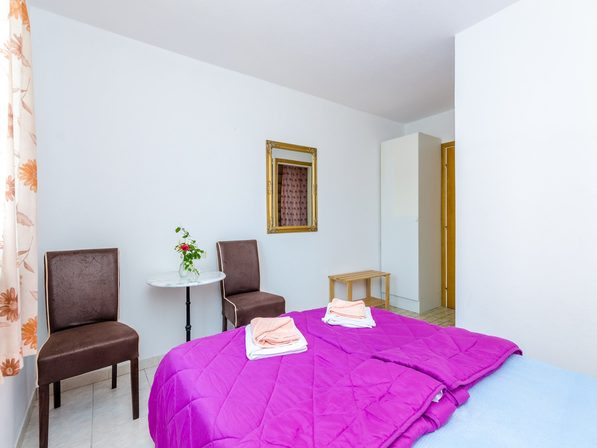 Apartmá Villa Bind - Basic Double Room with Patio and Gard