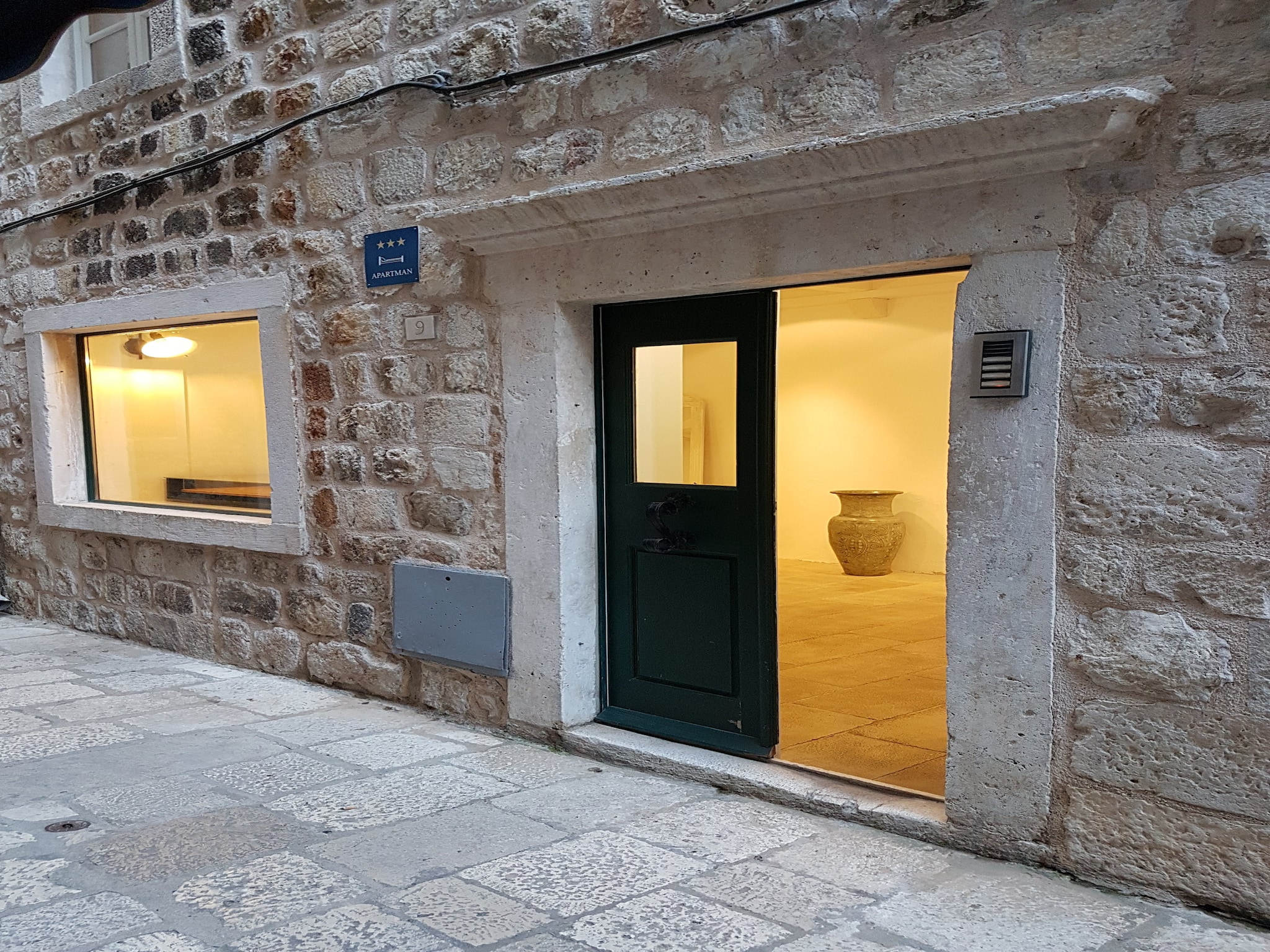 Apartmá Art Home Arthur - Premium Double Room with Street