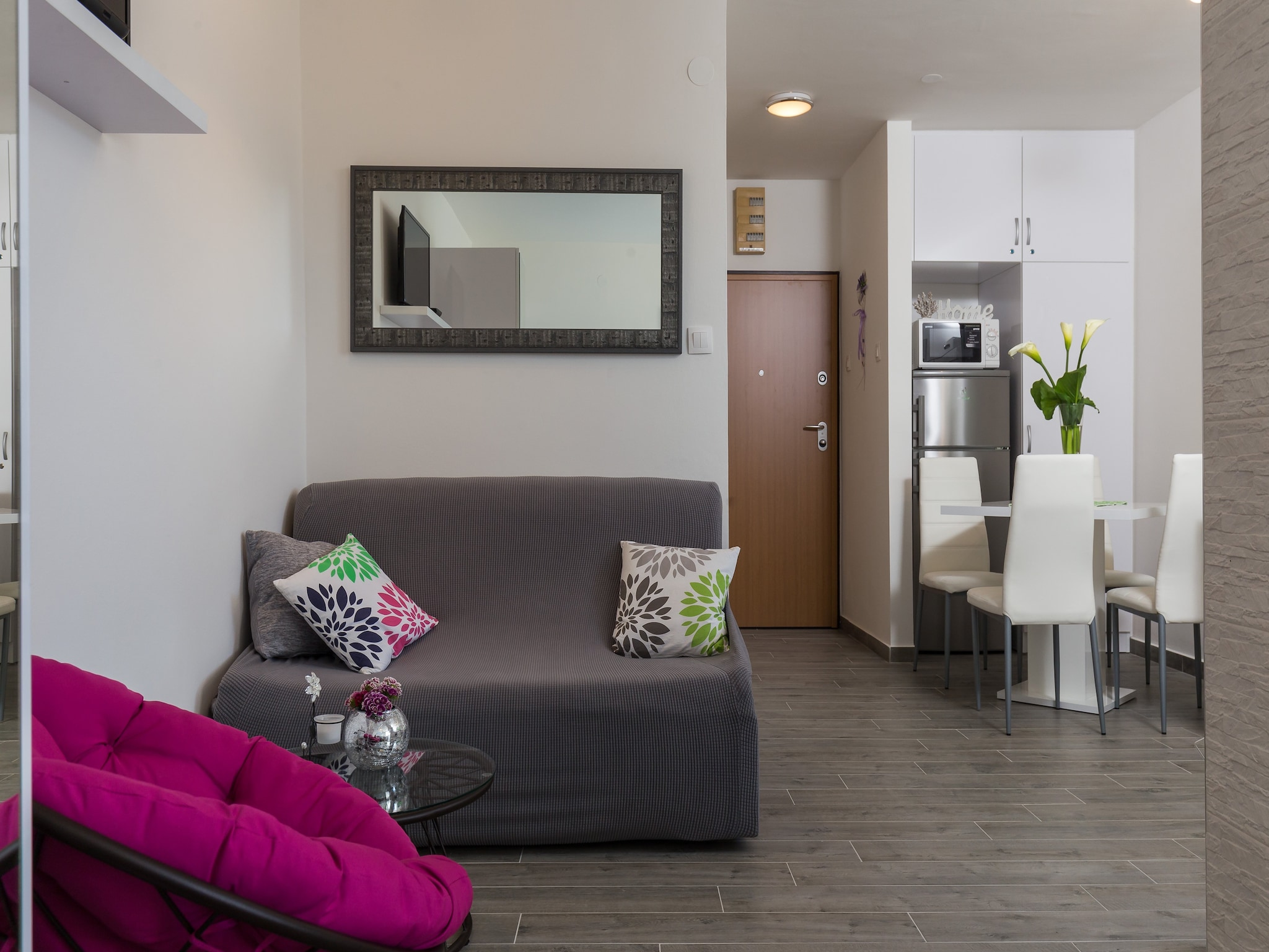 Apartmá Apartment South Side - Studio Apartment with City
