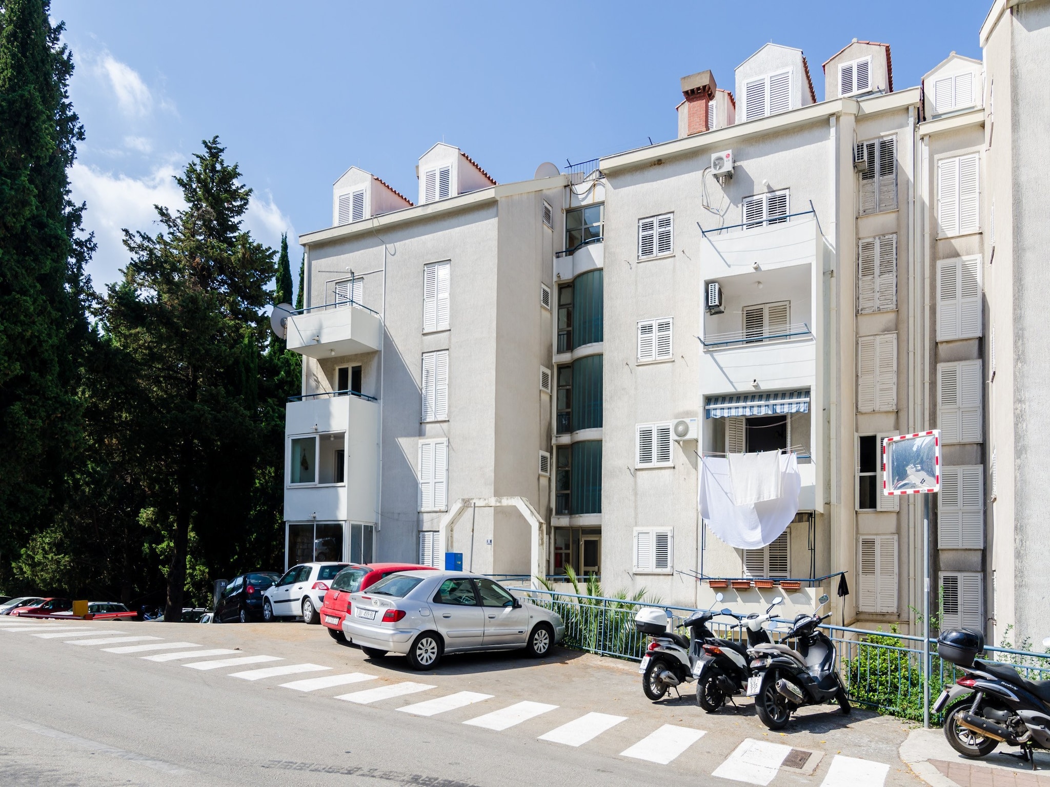 Apartmá Apartment South Side - Studio Apartment with City