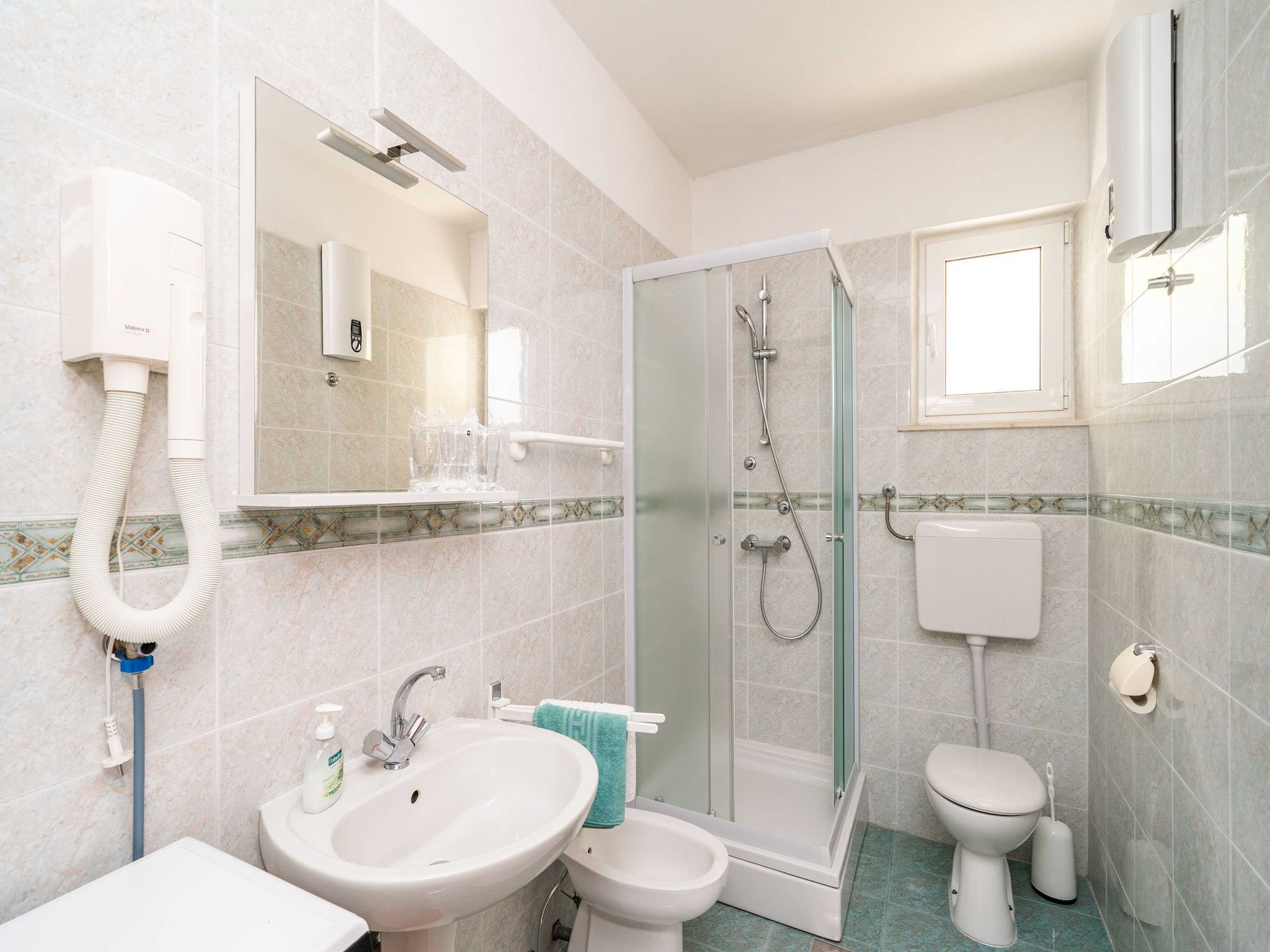 Apartmá Apartments Peco - Three Bedroom Apartment with Bal