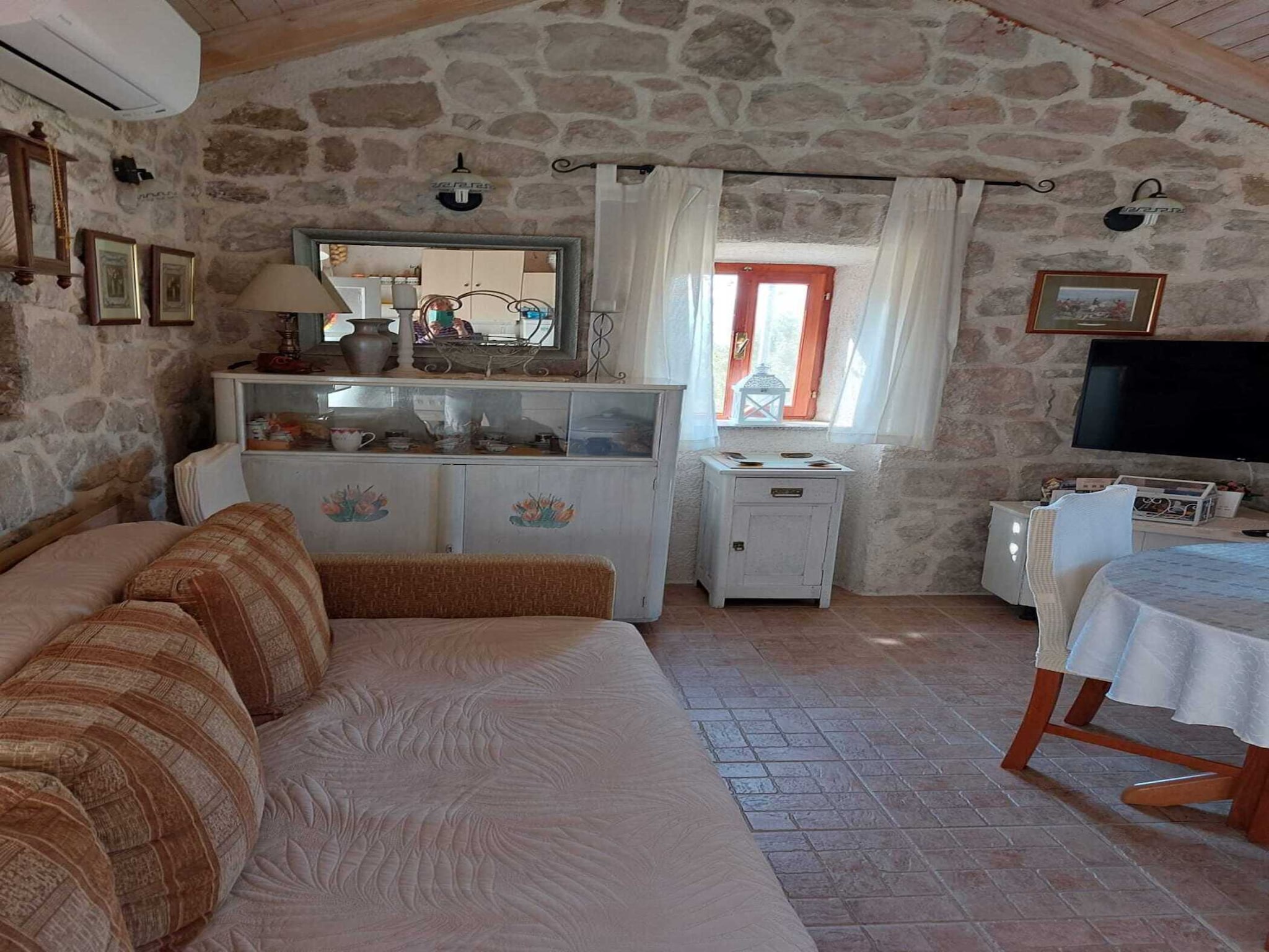   Holiday Home Kamenice - One Bedroom Holiday Home w