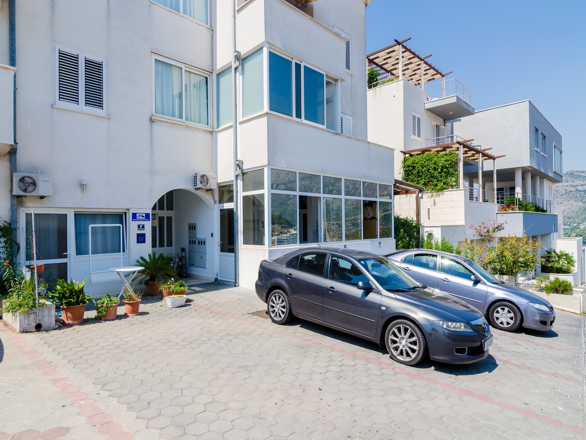Apartmá Apartment Riki - Studio Apartment with Balcony and