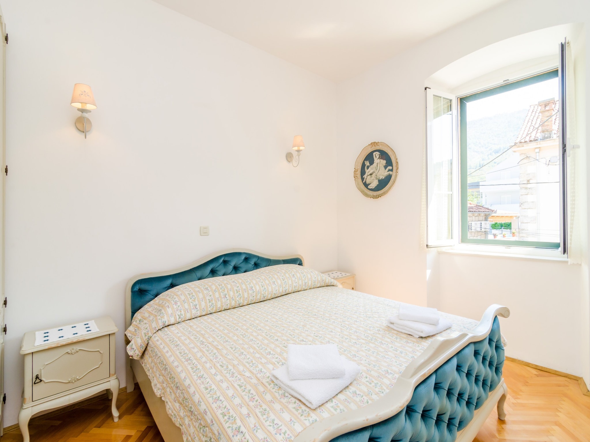   Stone House 'DiMaTo' - Four Bedroom Holiday Home
