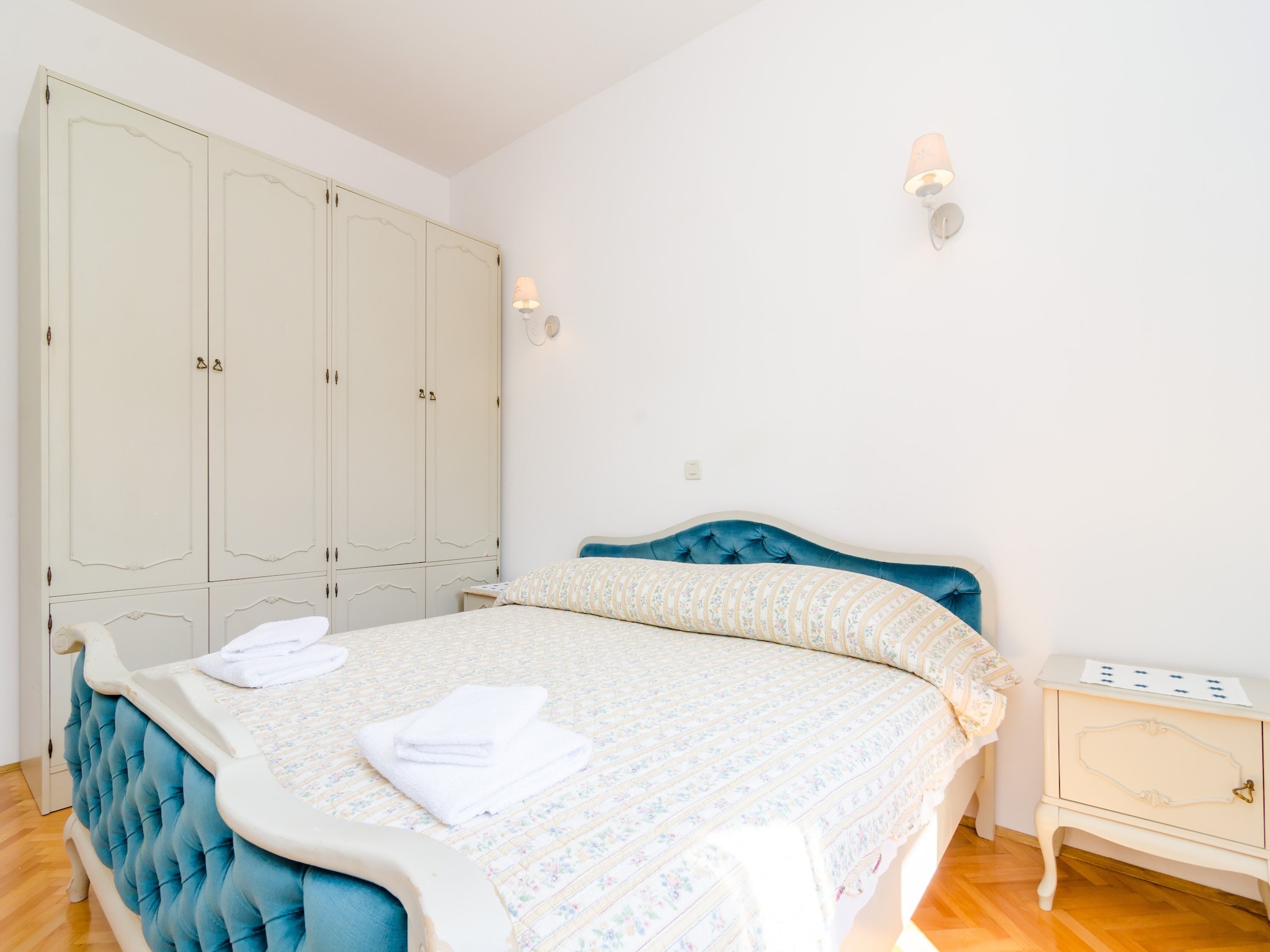   Stone House 'DiMaTo' - Four Bedroom Holiday Home