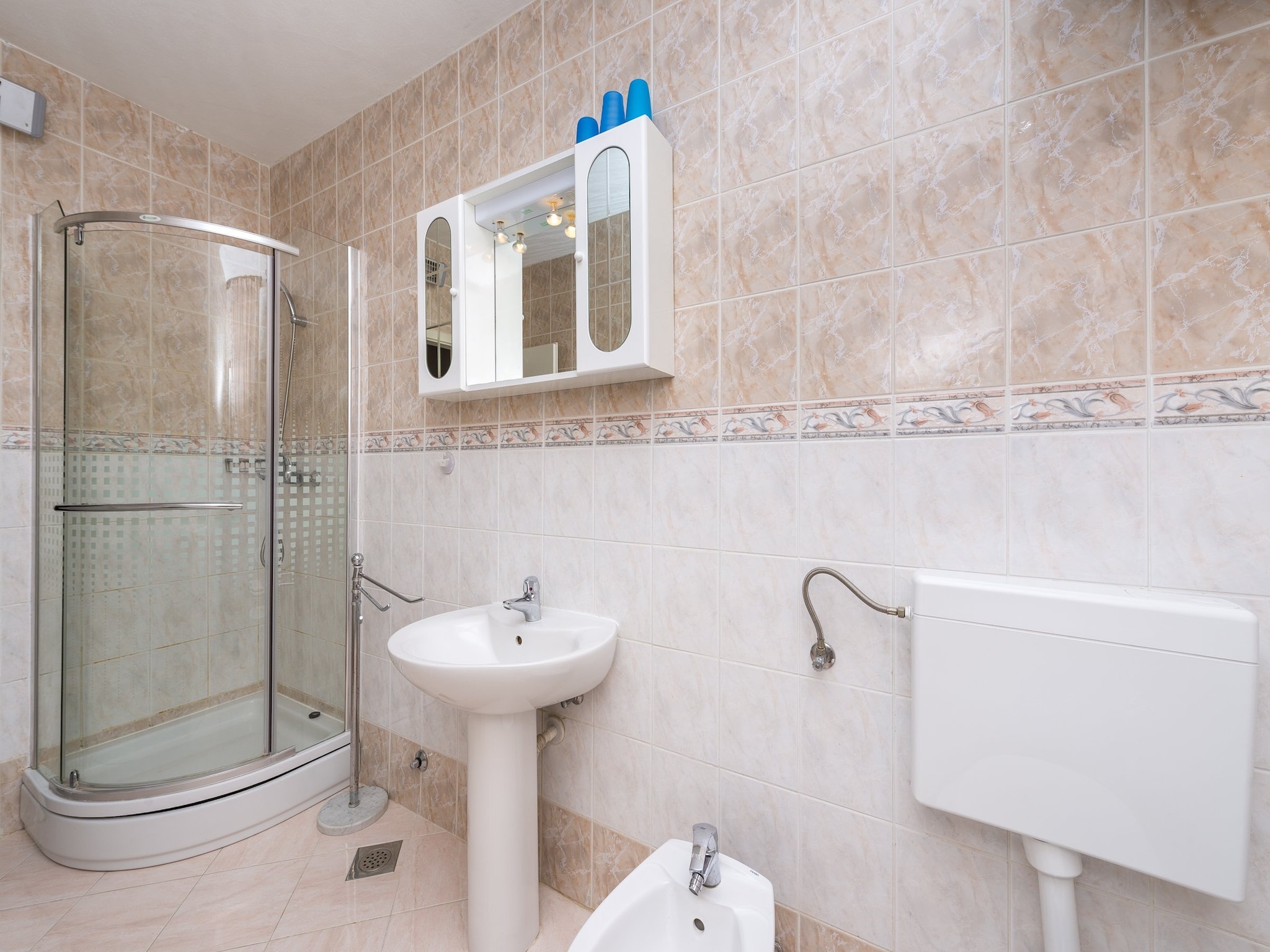  Holiday Home Lido - Three Bedroom Holiday House wi