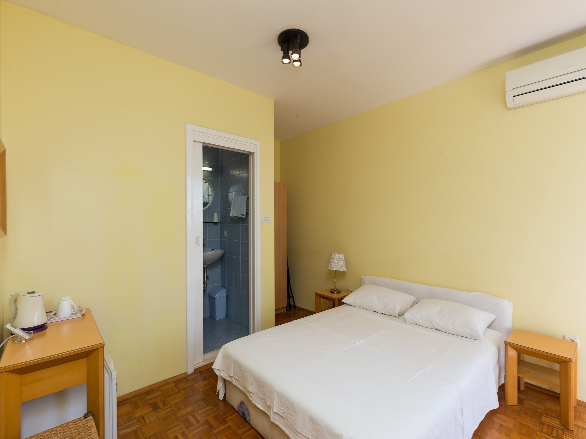 Apartmá Beautiful Nest Rooms - Double Room with Balcony an