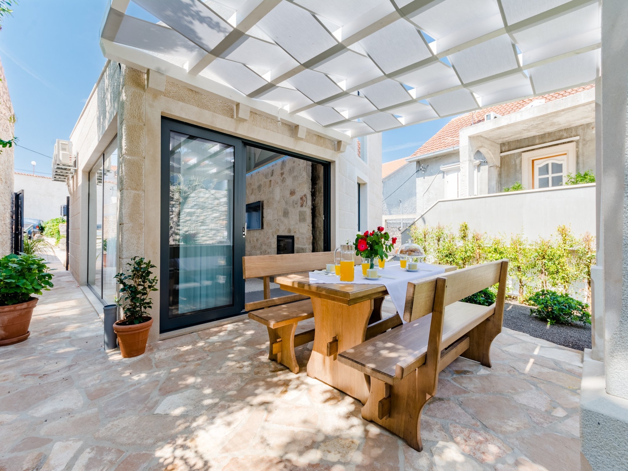 Dom Villa Stone Pearl - Two Bedroom Holiday House with