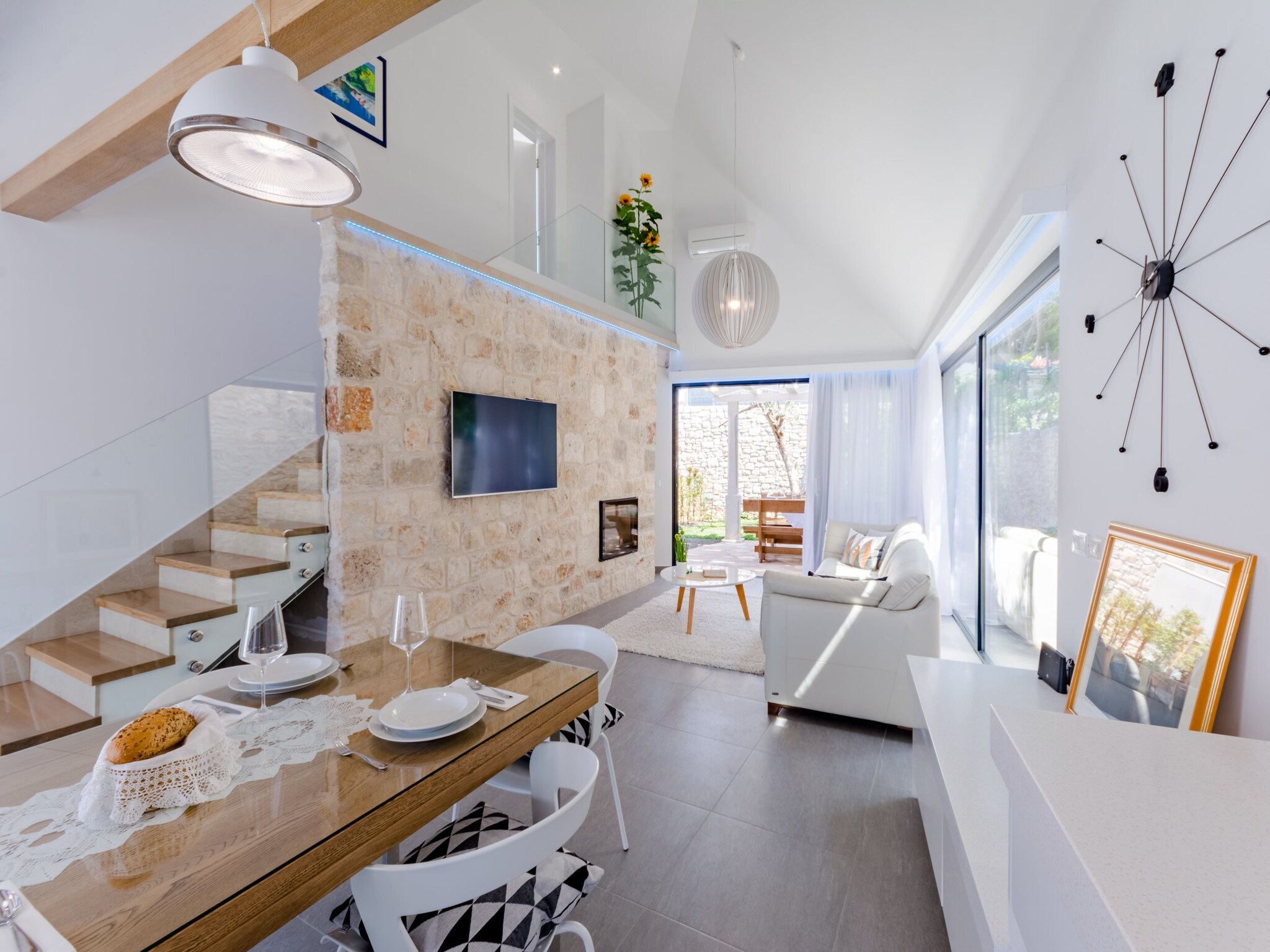 Dom Villa Stone Pearl - Two Bedroom Holiday House with