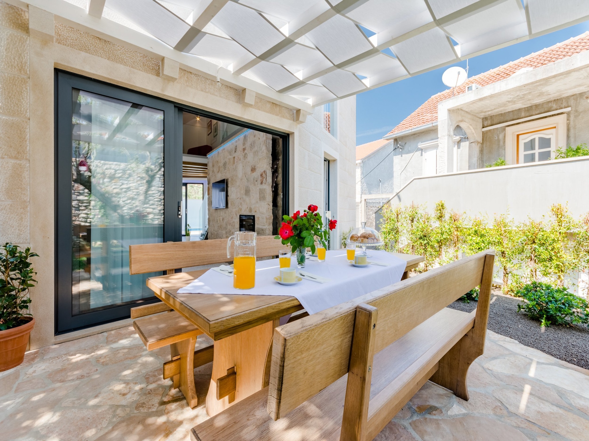 Dom Villa Stone Pearl - Two Bedroom Holiday House with