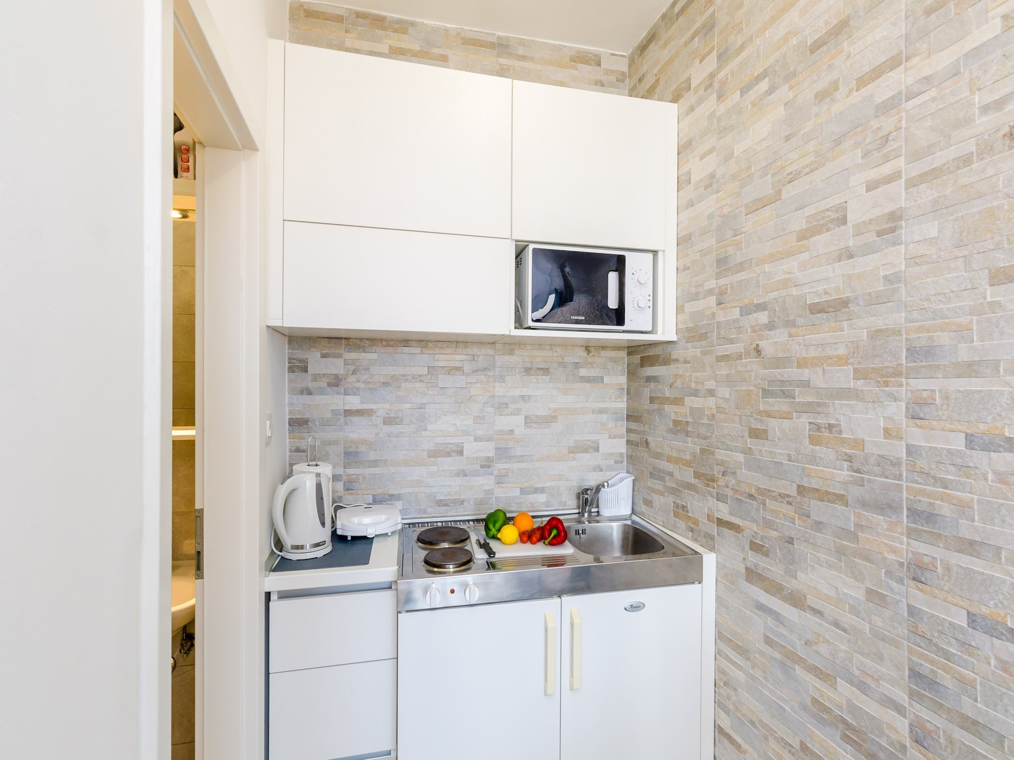 Apartmá Miracle Apartments - Comfort Studio Apartment with