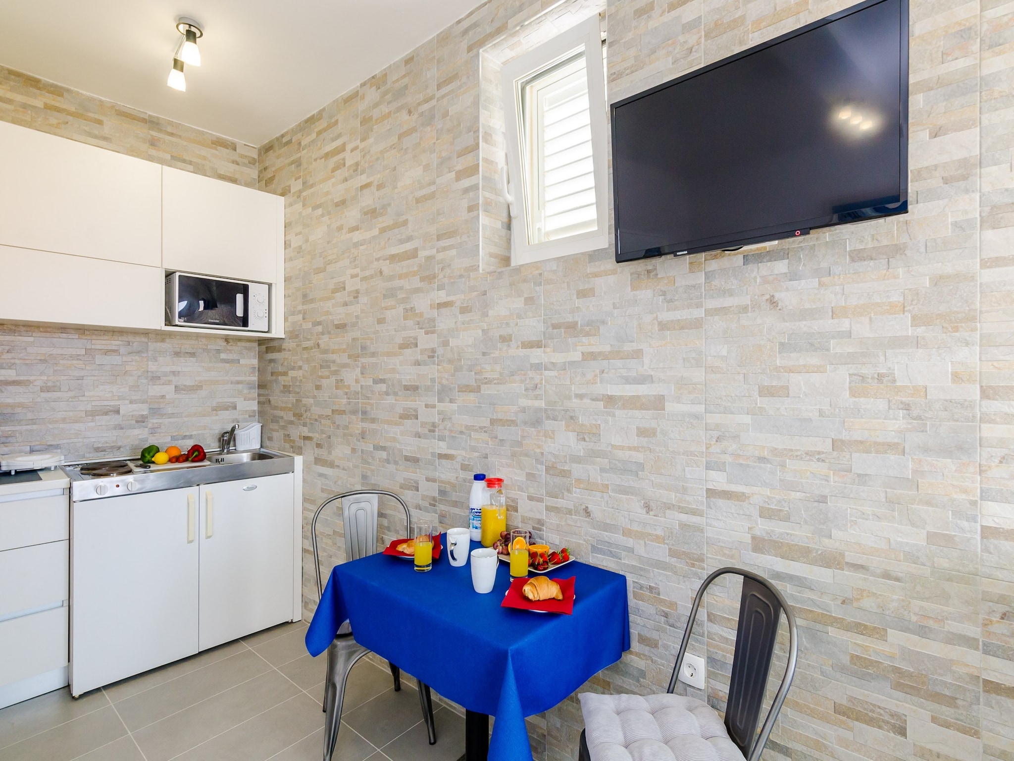 Apartmá Miracle Apartments - Comfort Studio Apartment with