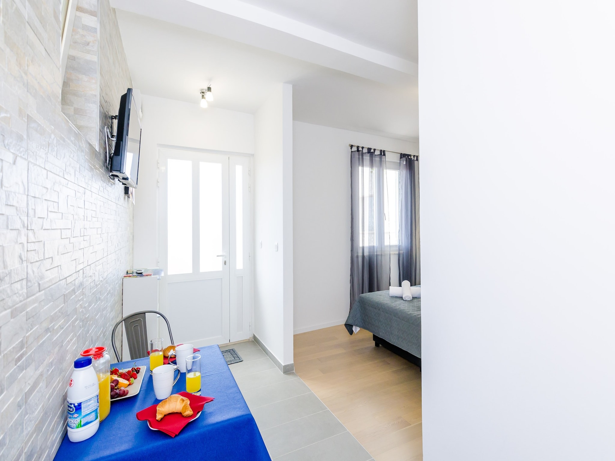 Apartmá Miracle Apartments - Comfort Studio Apartment with